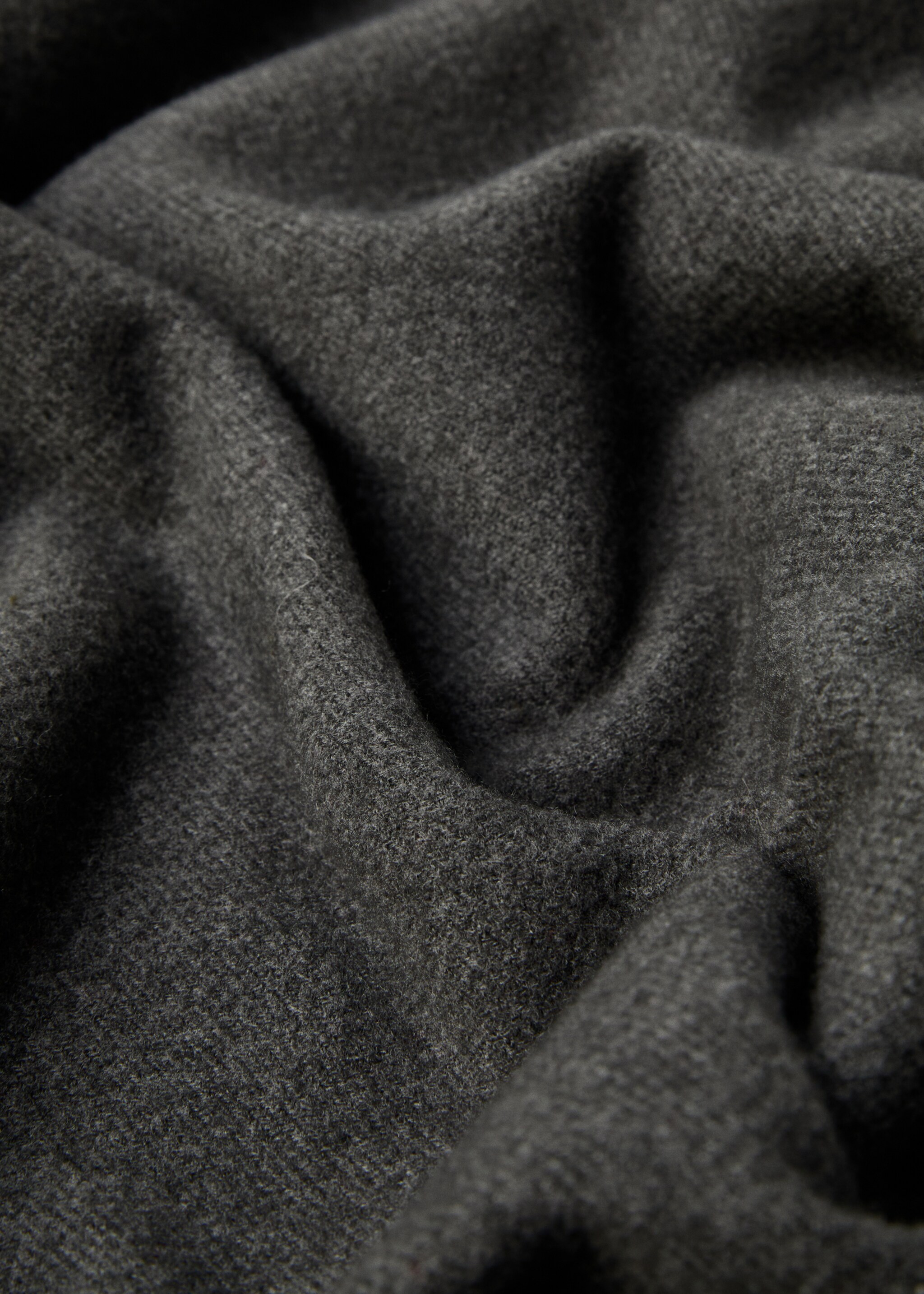 Manta lisa flecos 130x180cm - Detalle del artículo 1, Gris. Ref: 77077650-00.