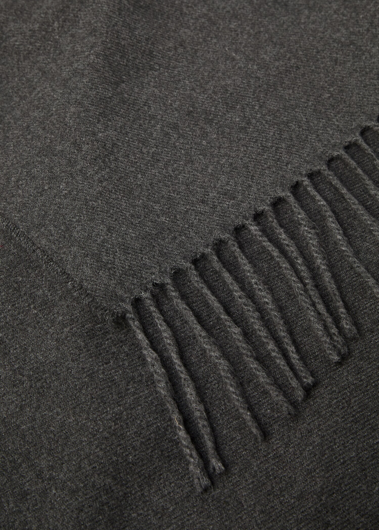 Smooth fringed blanket 130x180cm - Details of the article 2