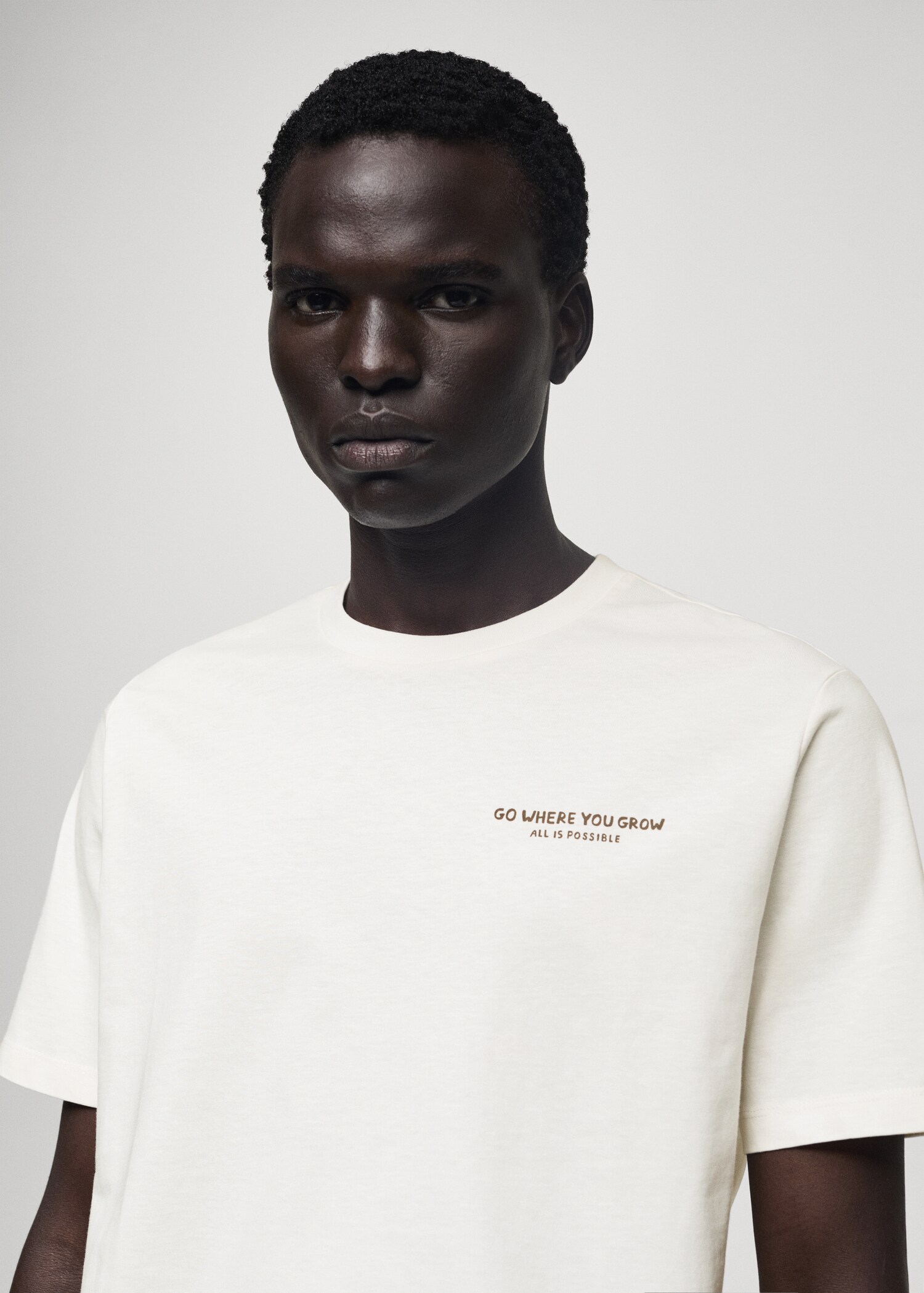 T-skjorte i 100% bomull med mønster, slim-fit - Artikkeldetalj 1