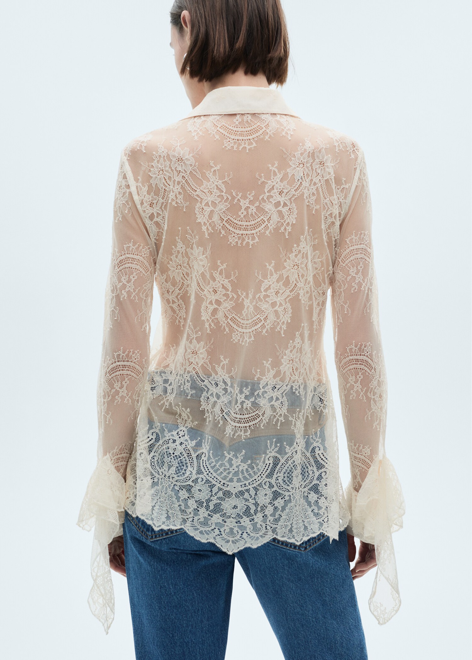 Ruffled guipure shirt - Reverse of the article