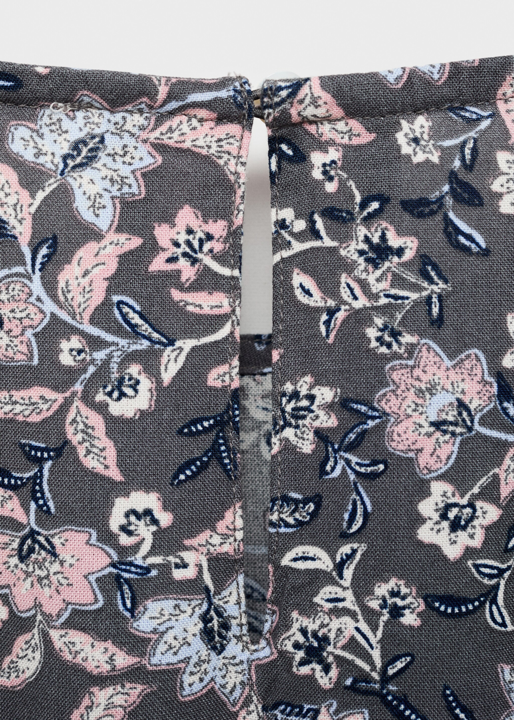 Floral print blouse - Details of the article 0, Pink. Ref: 77077671-00.