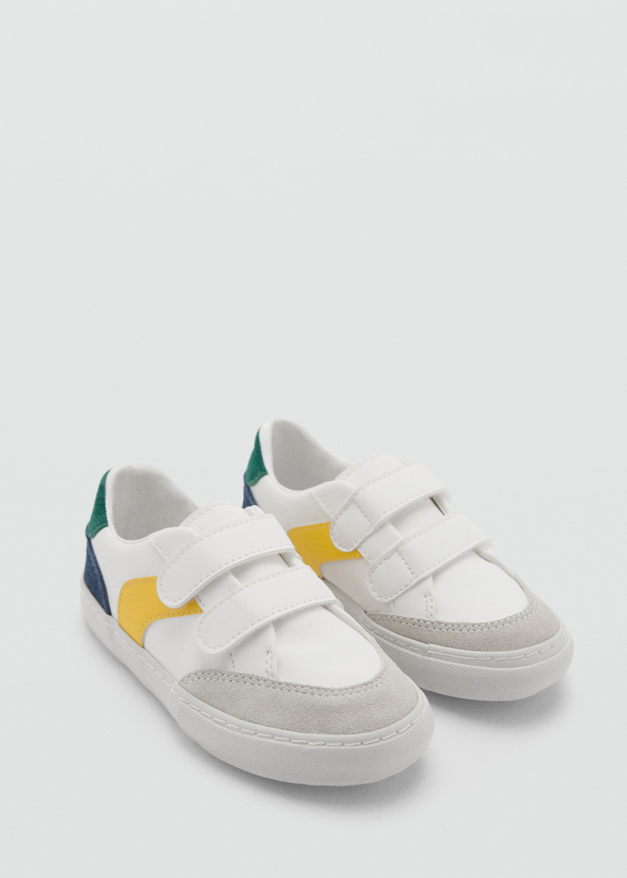 Tenisky s pásky na suchý zip - Náhled ve středové rovině, Bílá. Ref: 77077682-00.