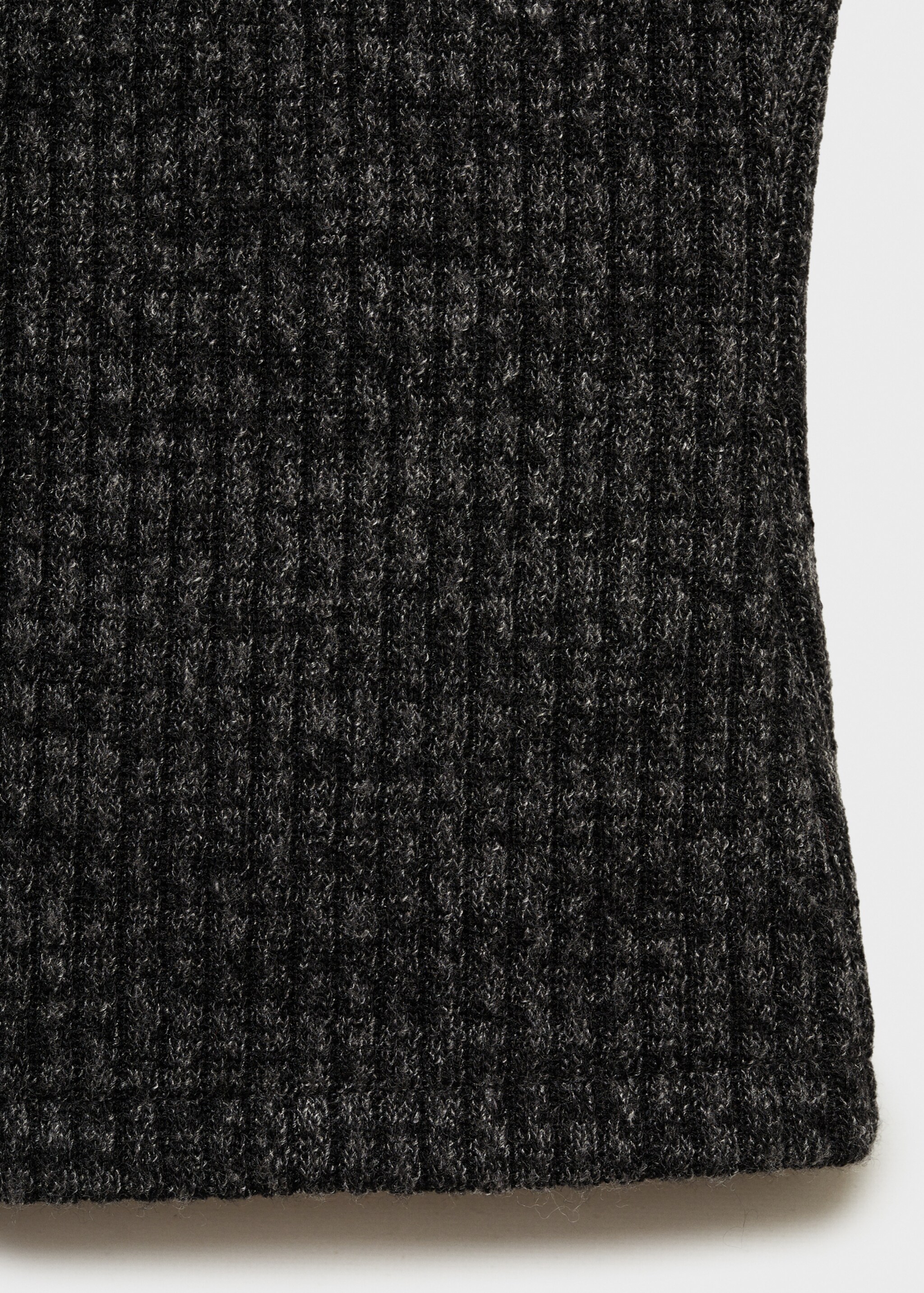 Top escot girat - Detall de l'article 0, Gris. Ref: 77077691-00.