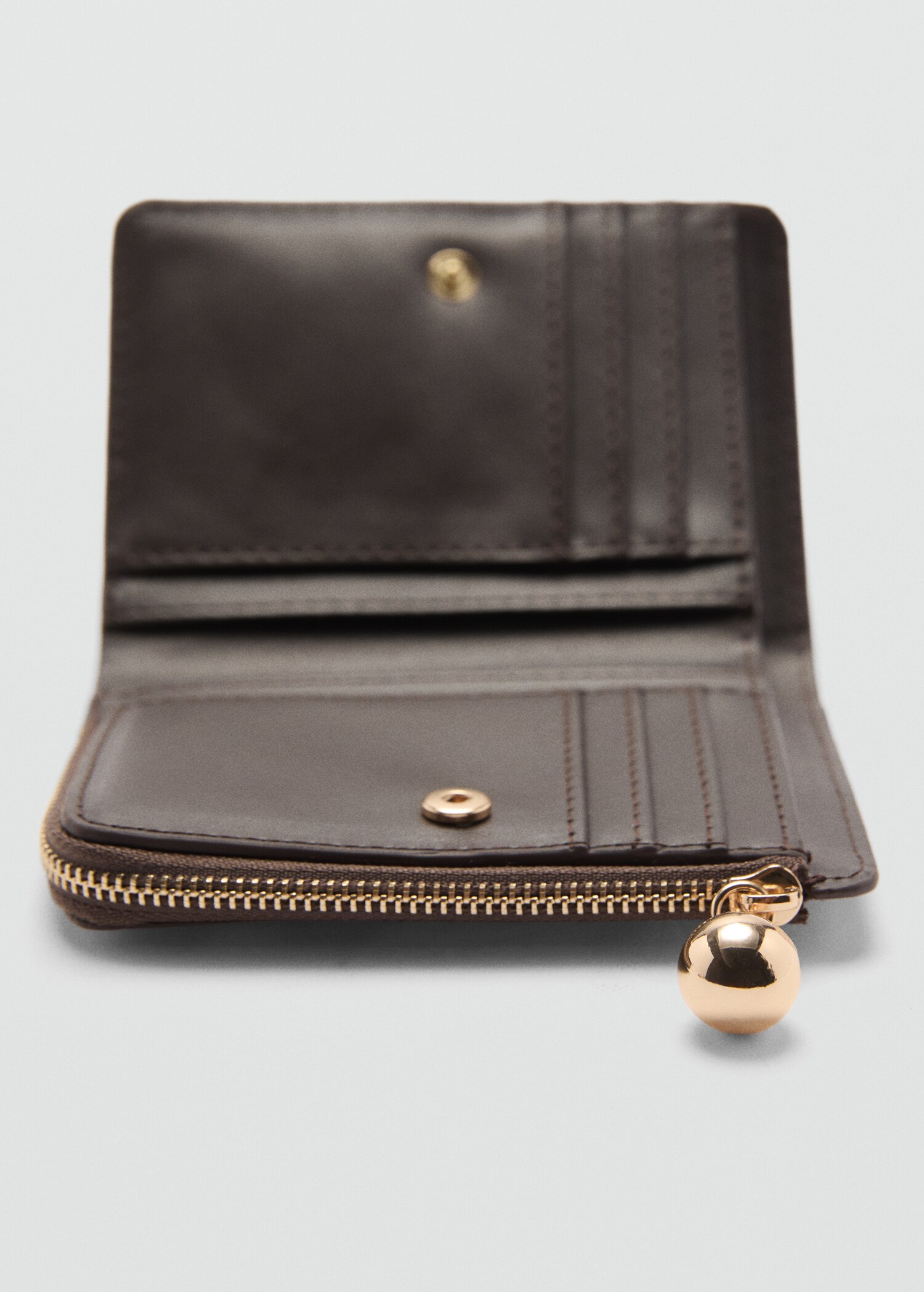Leather-effect wallet - Details of the article 1