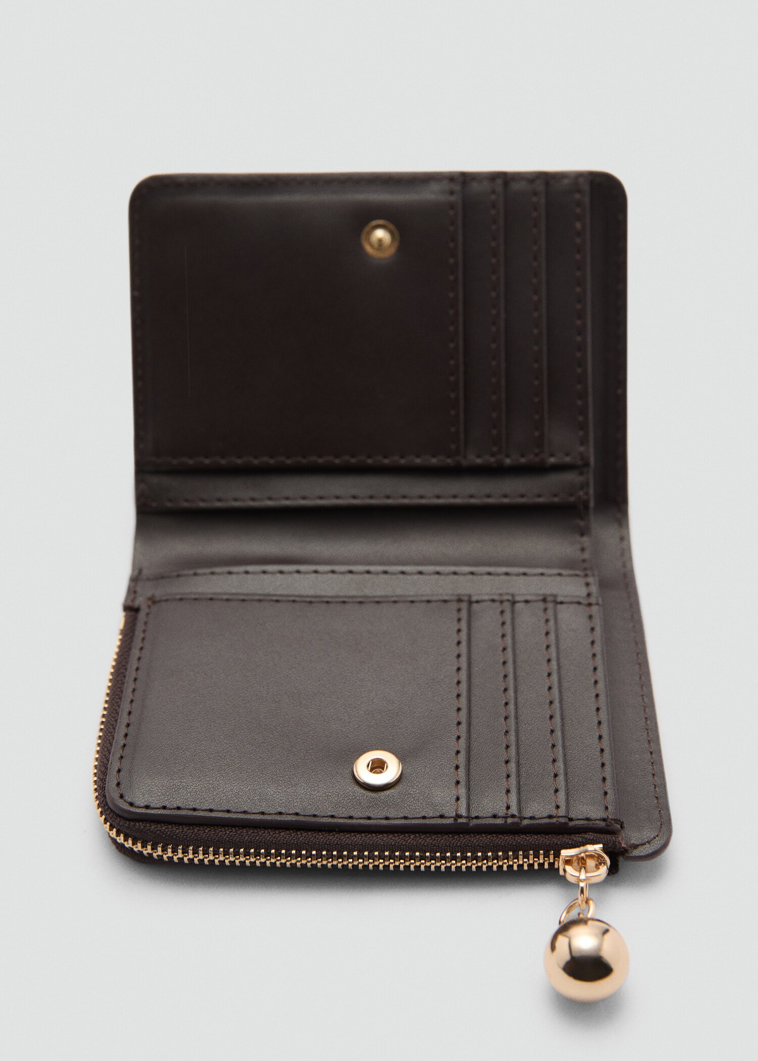 Leather-effect wallet - Details of the article 1