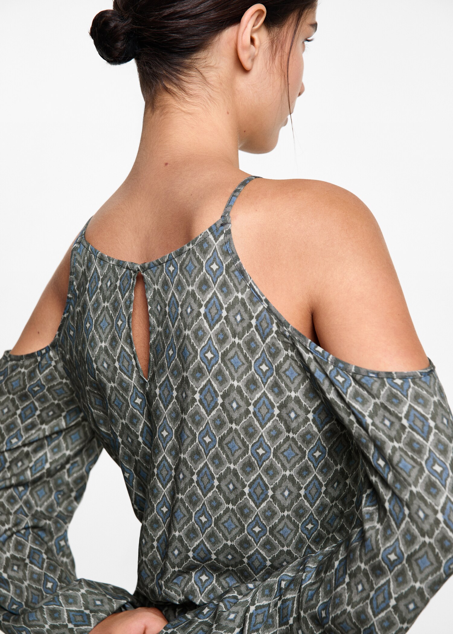 Short off-the-shoulder dress - Details of the article 6
