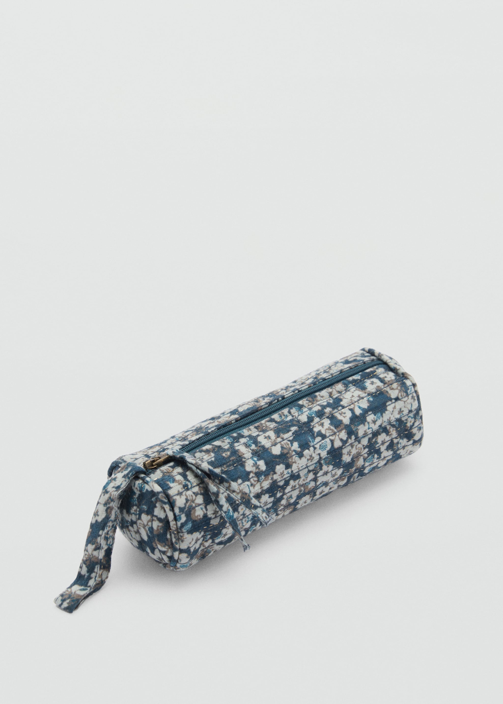Etui mit Blumenprint - Mittlere Ansicht