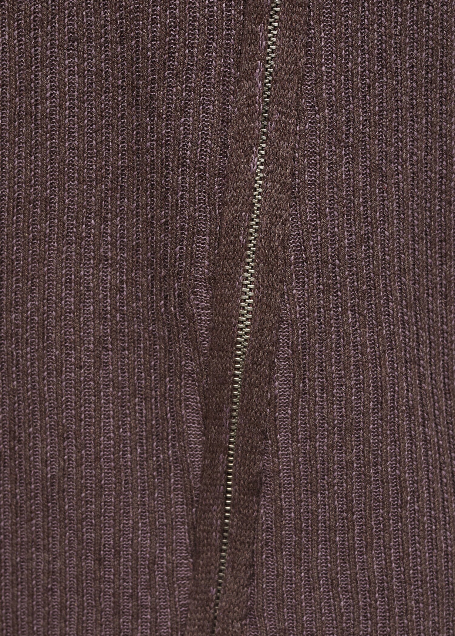 Geripptes Kleid mit Reverskragen - Detail des Artikels 0