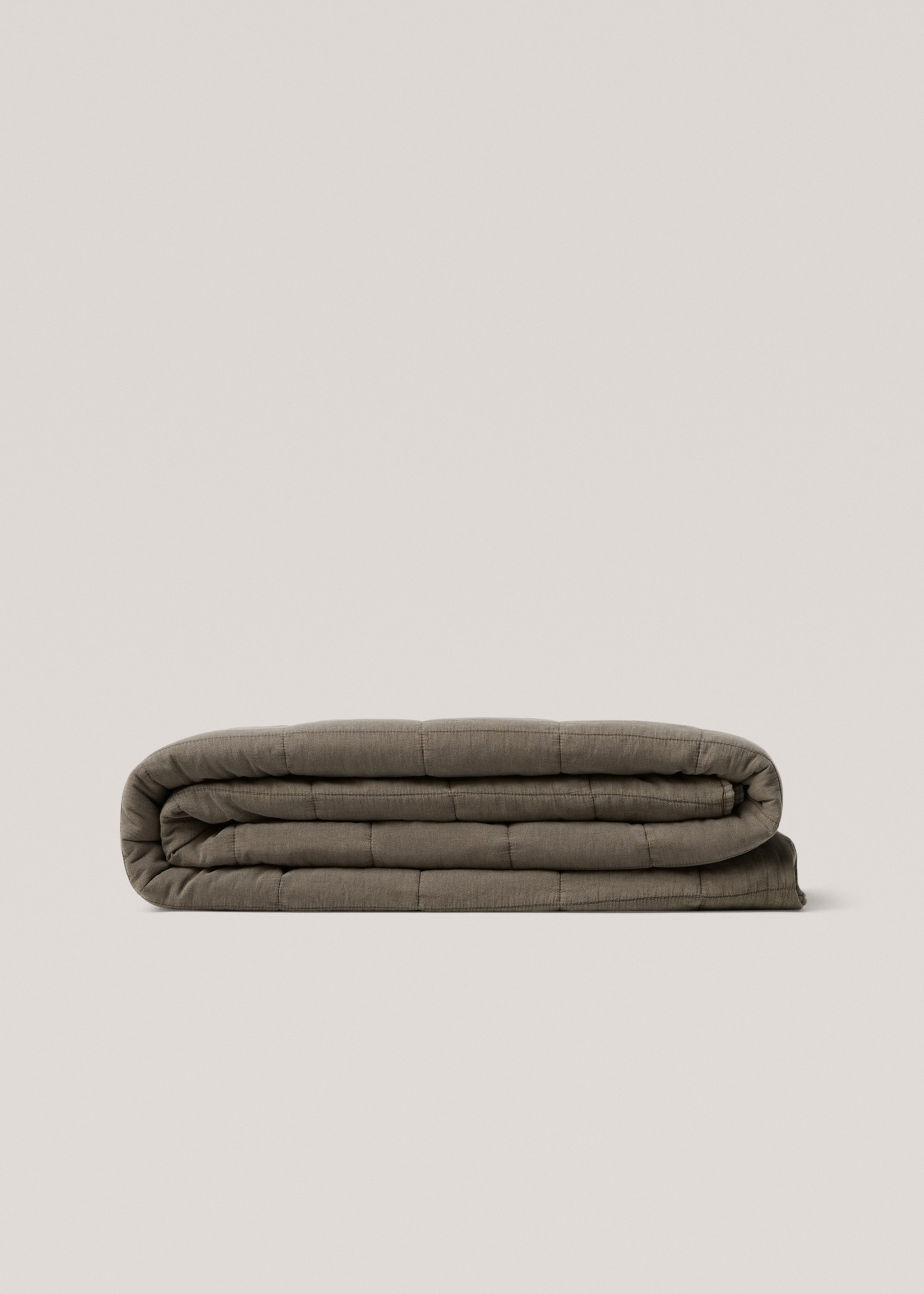 Quiltat bomullstäcke 130/150 cm - Artikel utan modell, Choklad. Ref: 77077713-00.