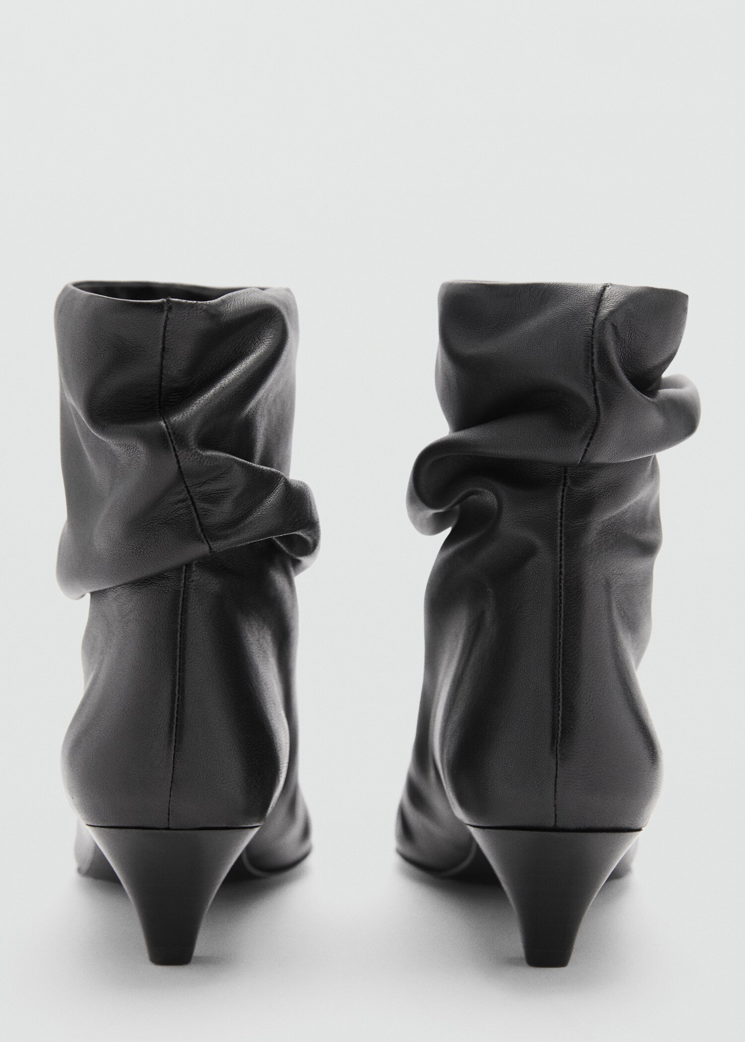 Leder-Stiefelette mit Kittenheel - Detail des Artikels 2