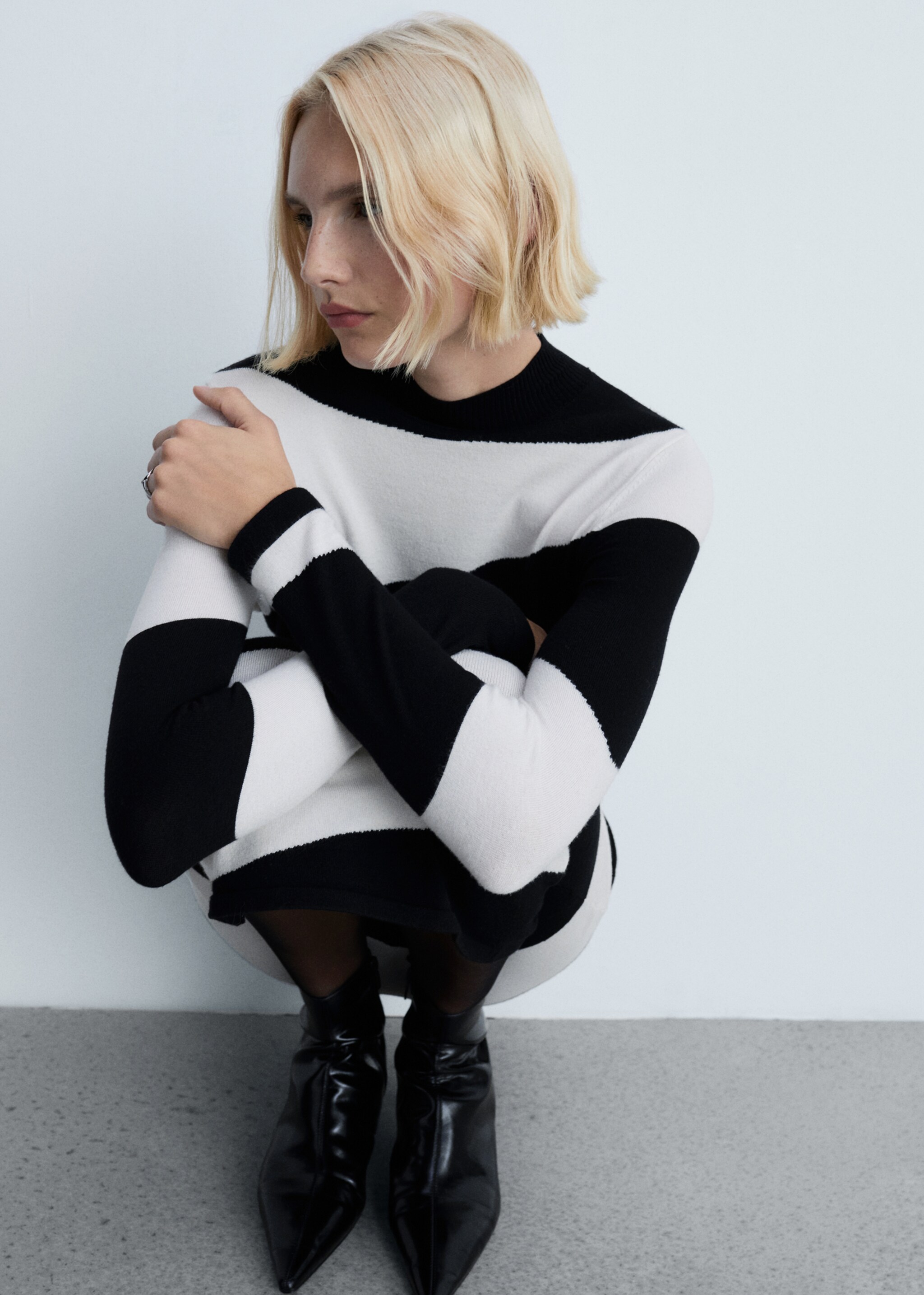 Perkins collar midi dress - Details of the article 2, Black. Ref: 77077718-00.