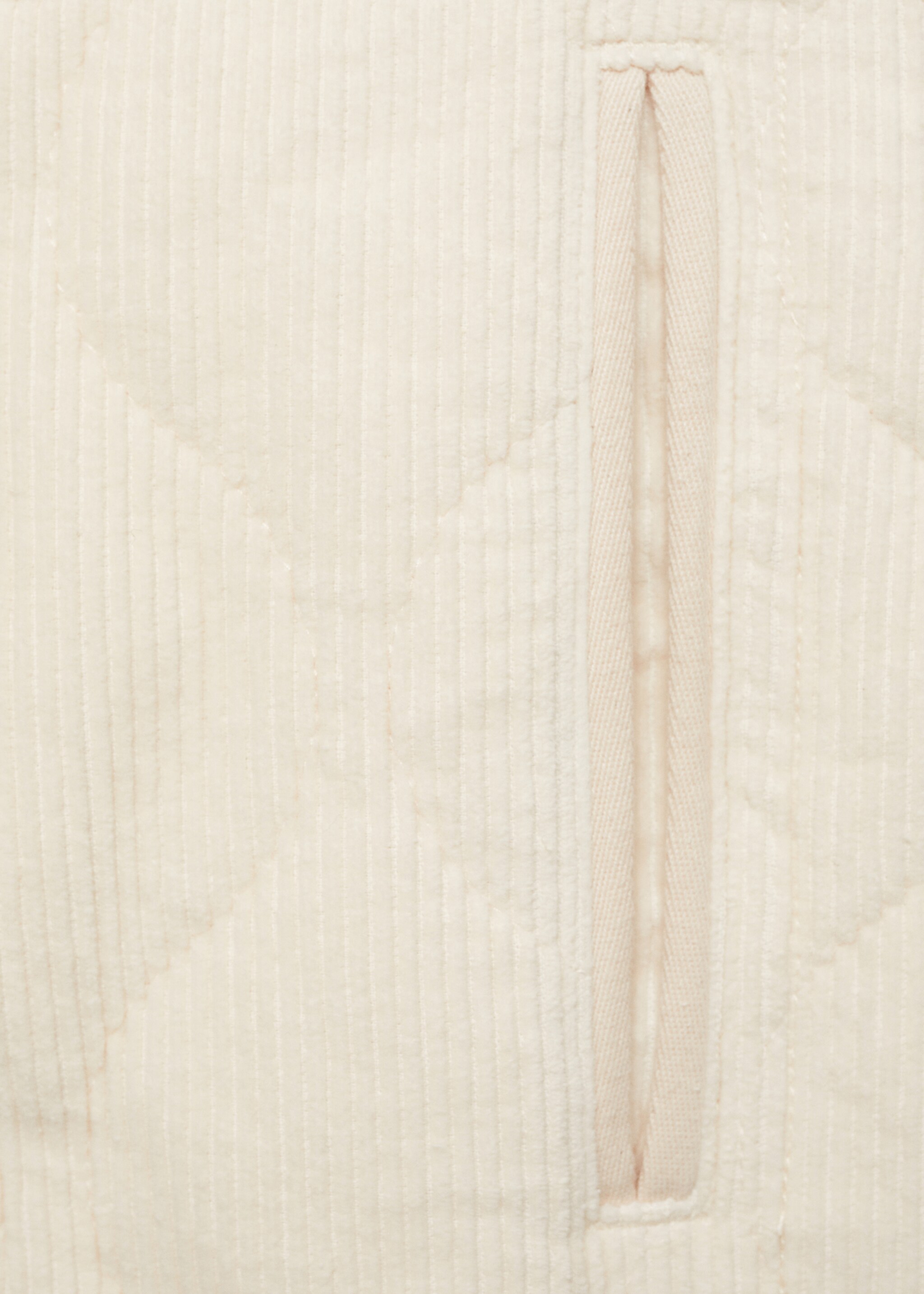 Gesteppte Cordjacke - Detail des Artikels 0, Cremeweiß. Ref: 77077917-00.