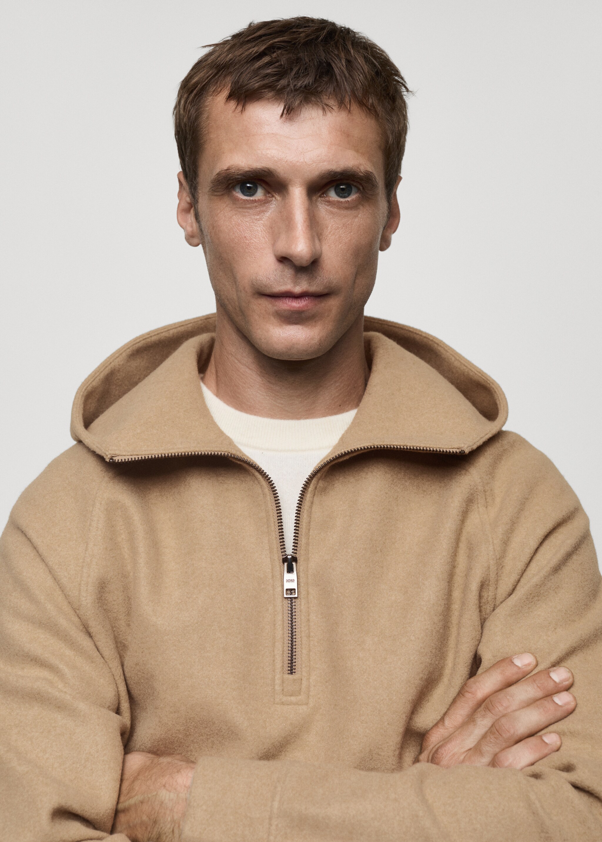 Hooded flannel sweatshirt - Details of the article 1, Beige. Ref: 77077920-00.