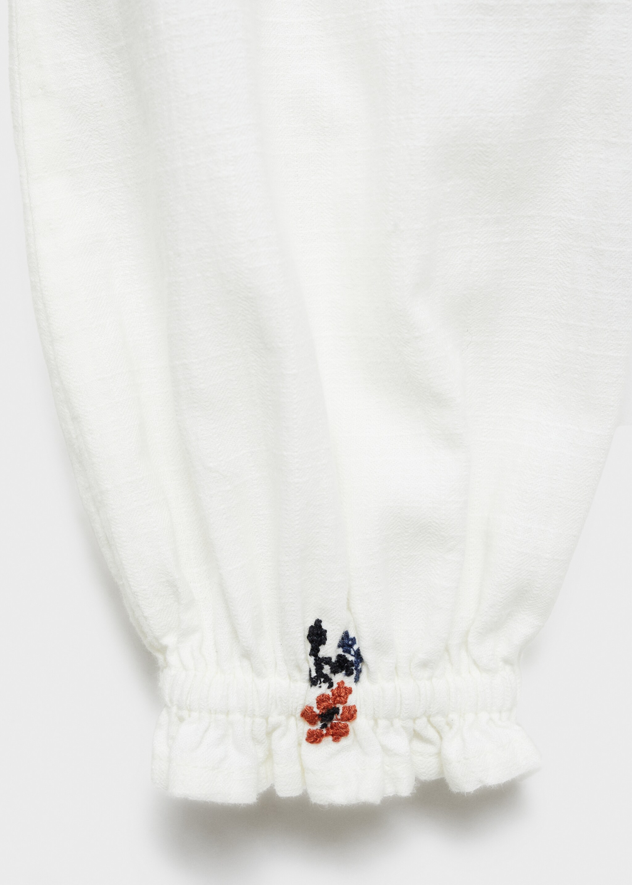 Floral embroidery blouse - Details of the article 0