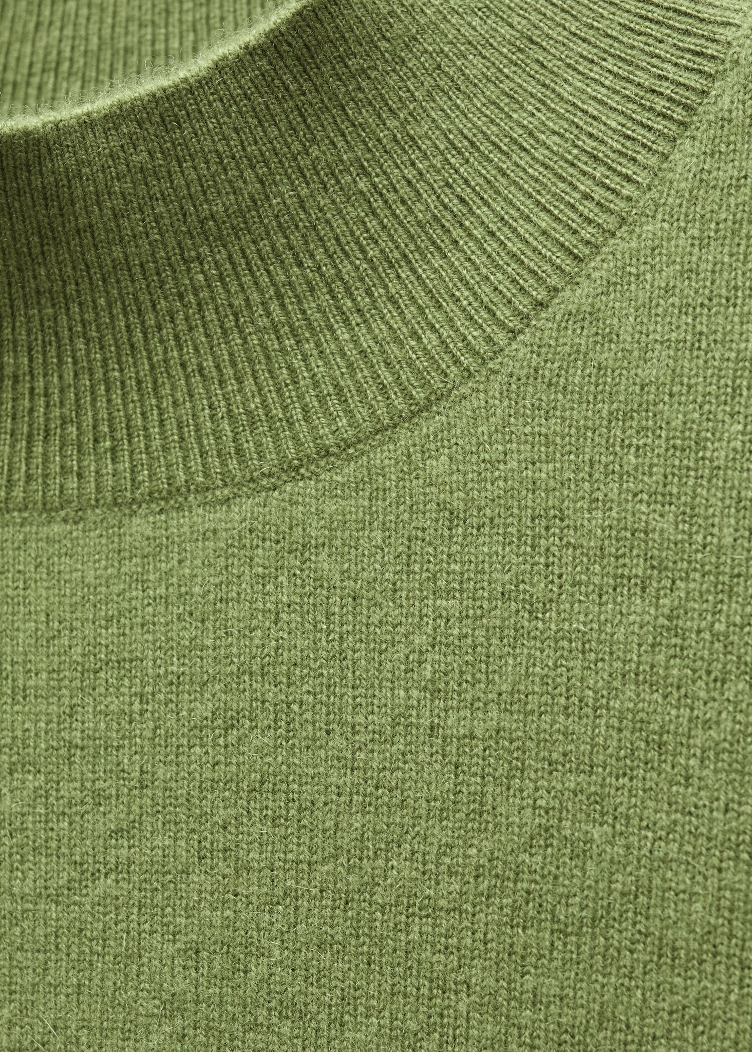 Pull-over 100 % cachemire col montant - Détail de l'article 8