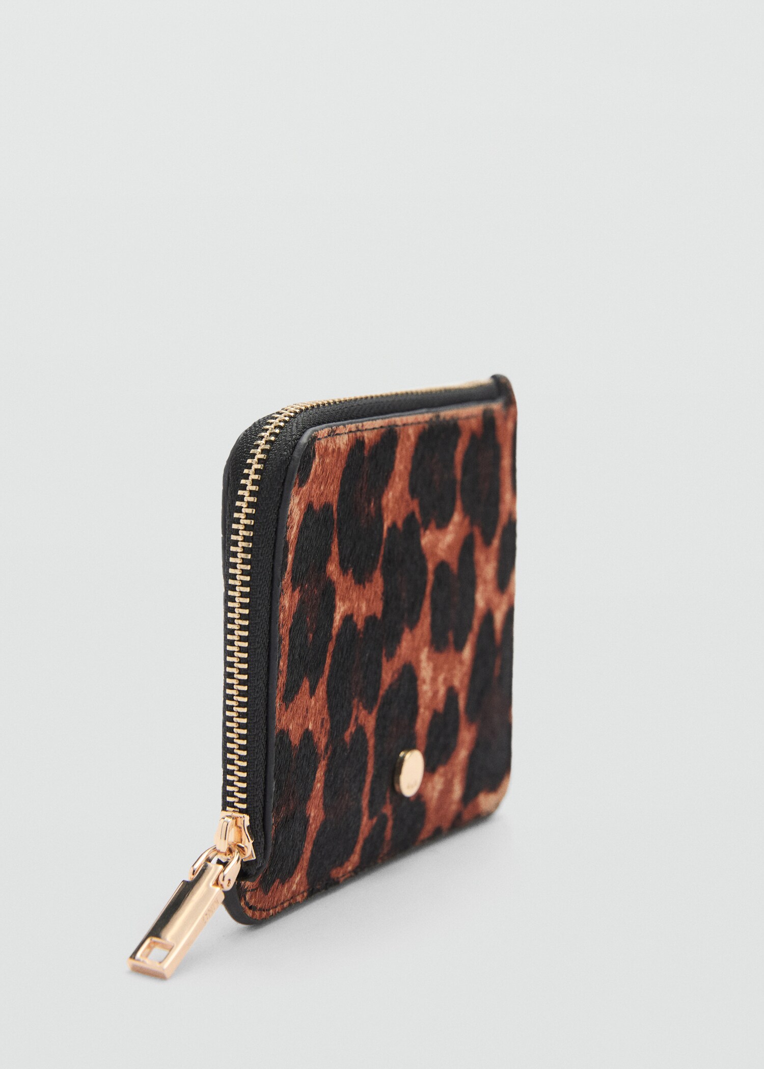 Monedero piel pelo leopardo - Plano medio