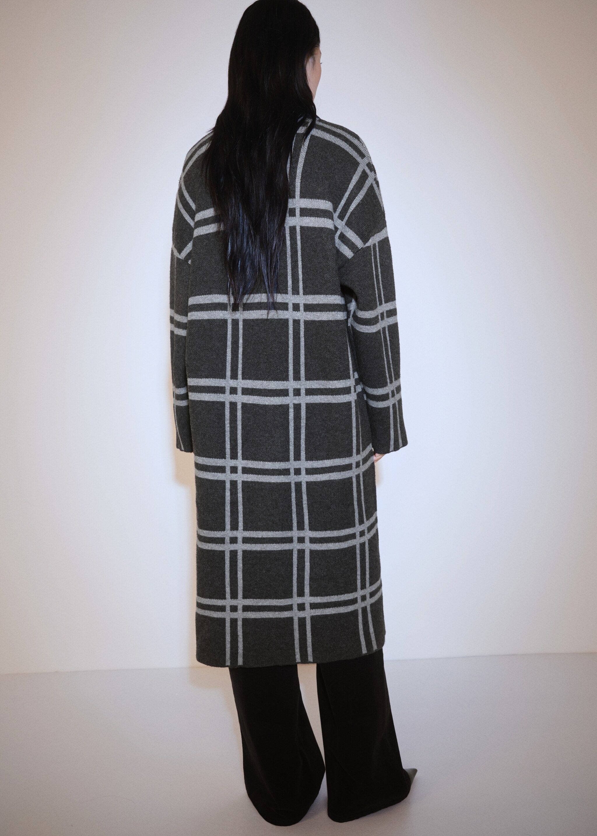 Manteau maille carreaux - Verso de l’article, Gris anthracite. Ref: 77078276-00.