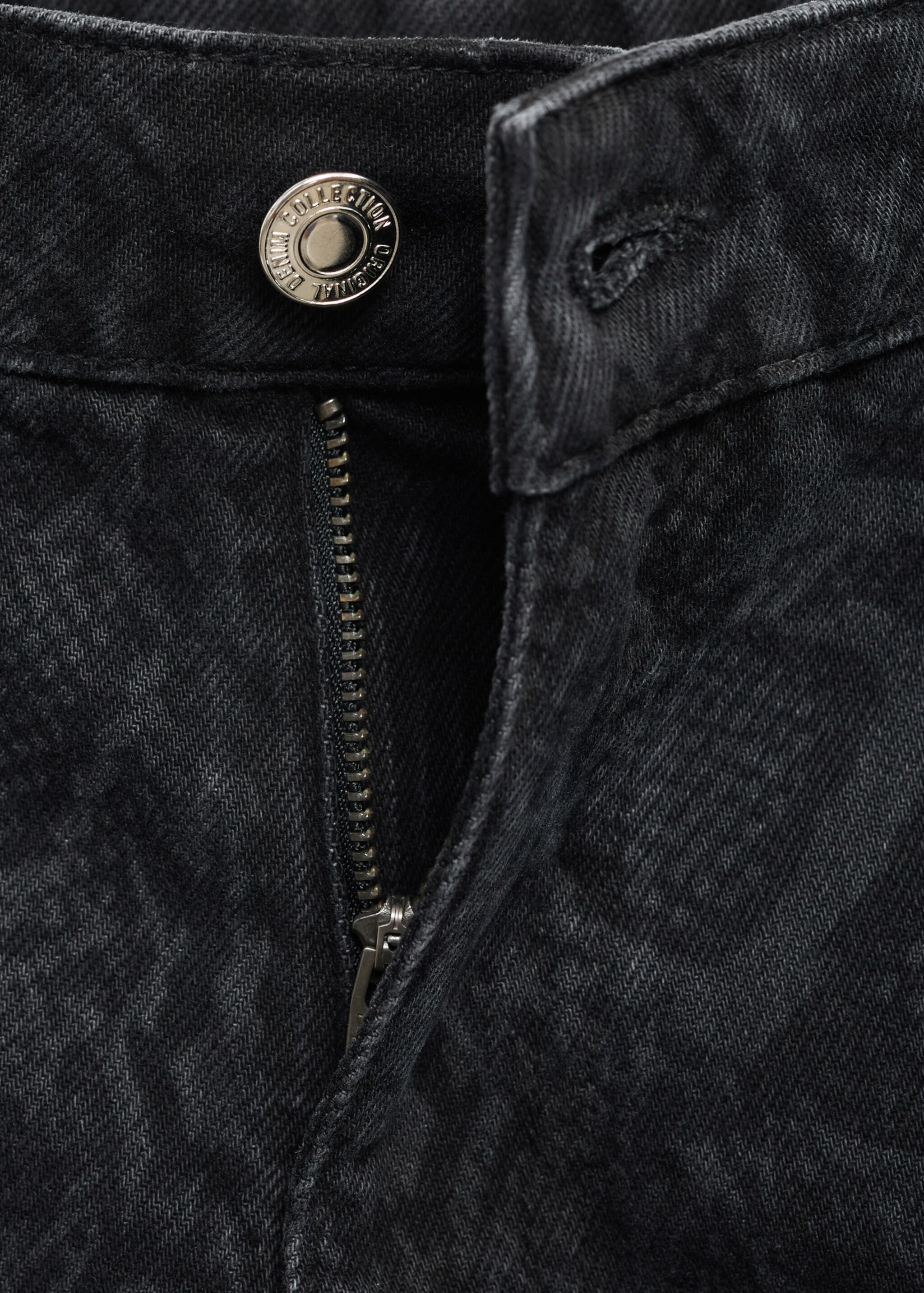 Jeans in Schlangenoptik - Detail des Artikels 8, Black denim. Ref: 77078283-00.
