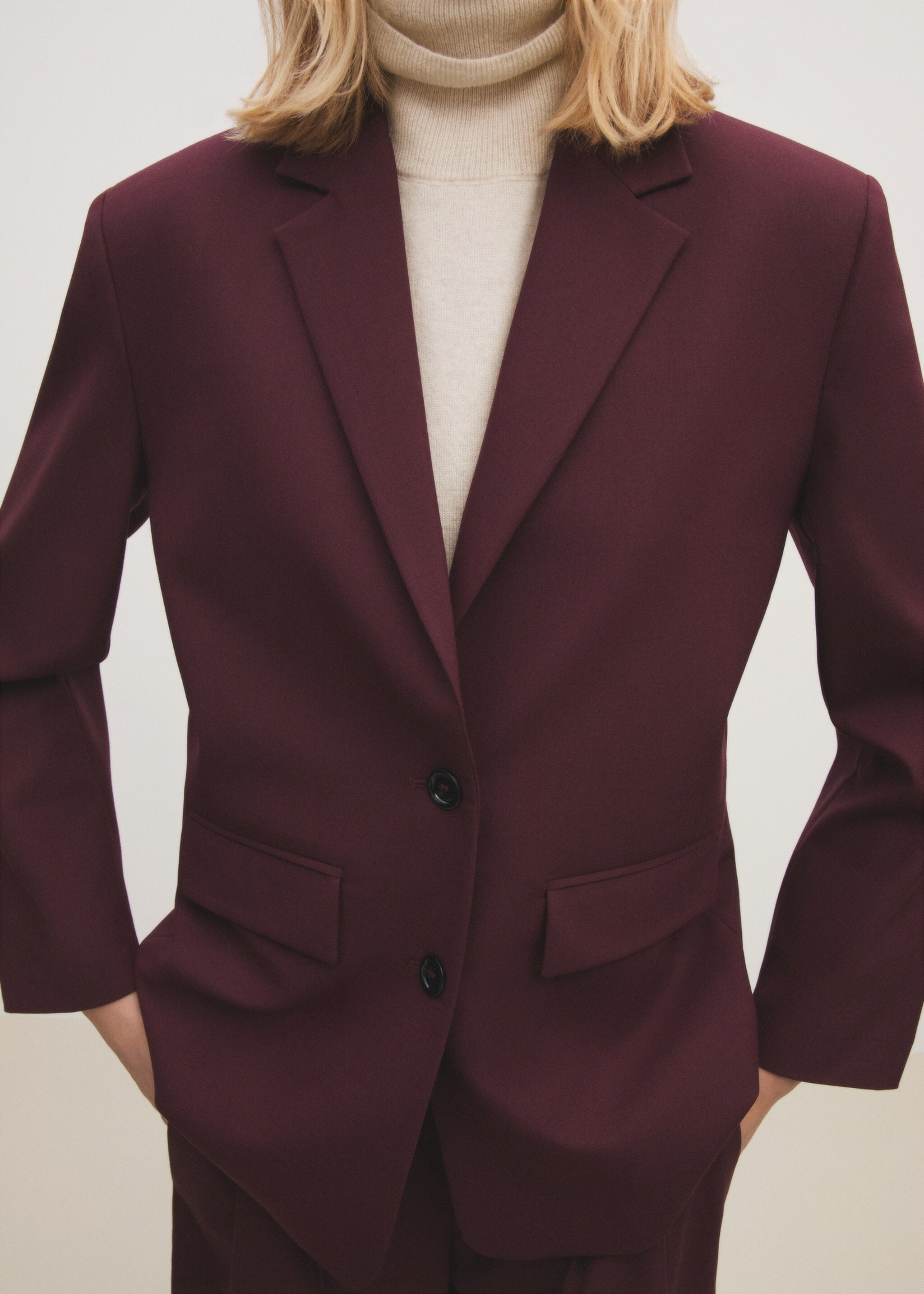 Blazer lana spalle pronunciate - Dettaglio dell'articolo 7, Granato. Ref: 77078637-00.