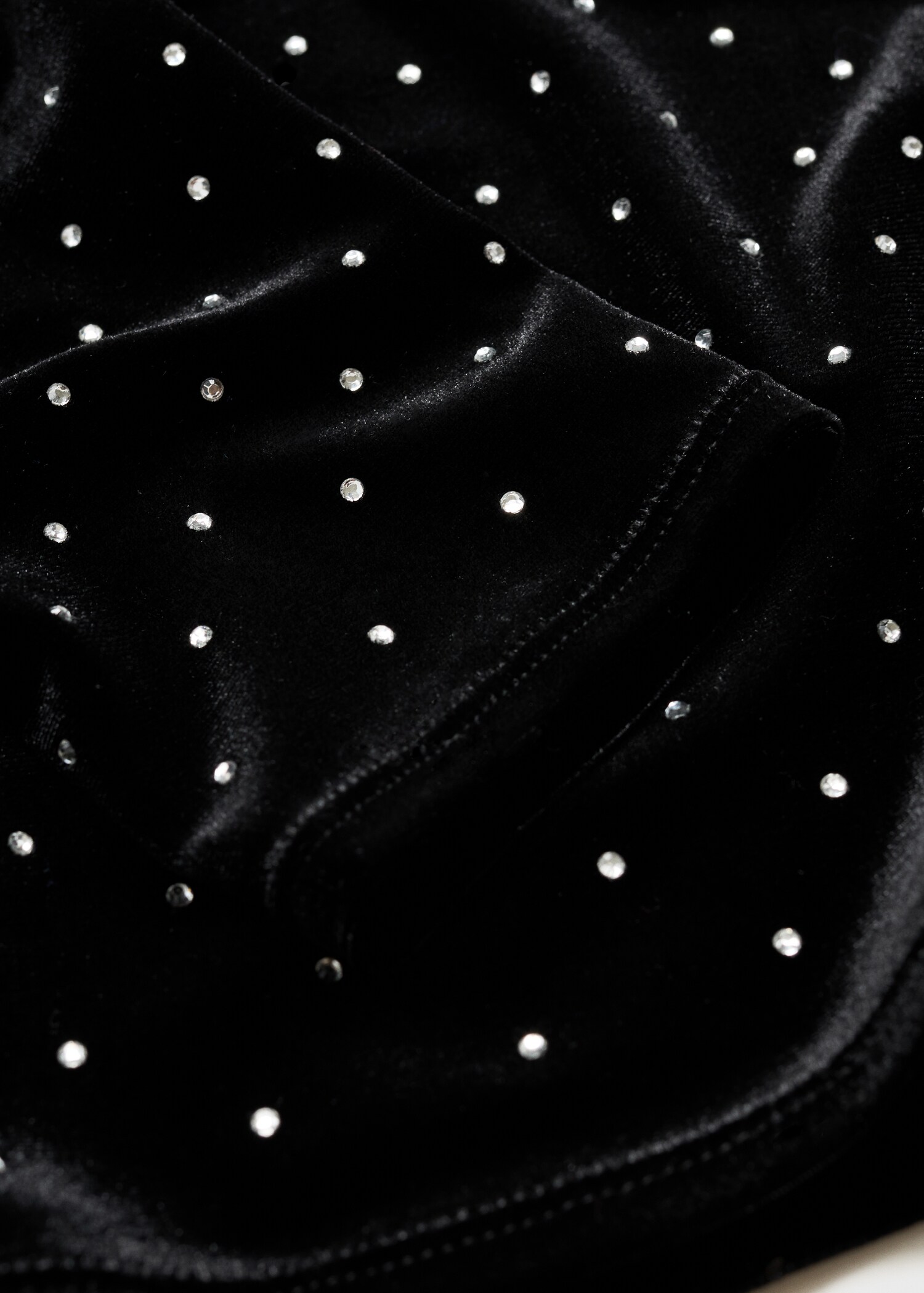 Asymmetrical velvet top with rhinestones - Details of the article 0