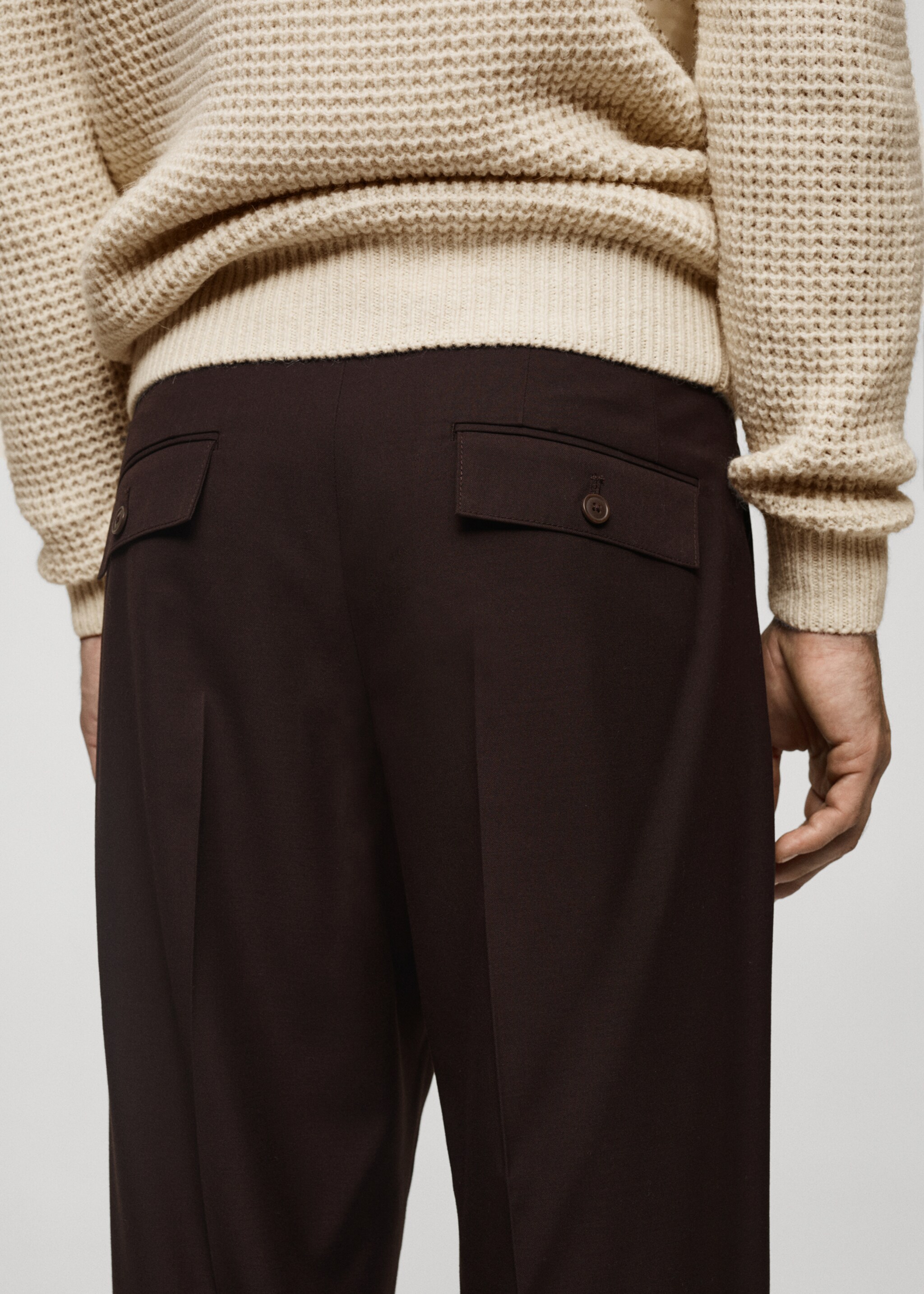 Regular Fit-Bundfaltenhose - Detail des Artikels 6, Schokolade. Ref: 77079227-00.