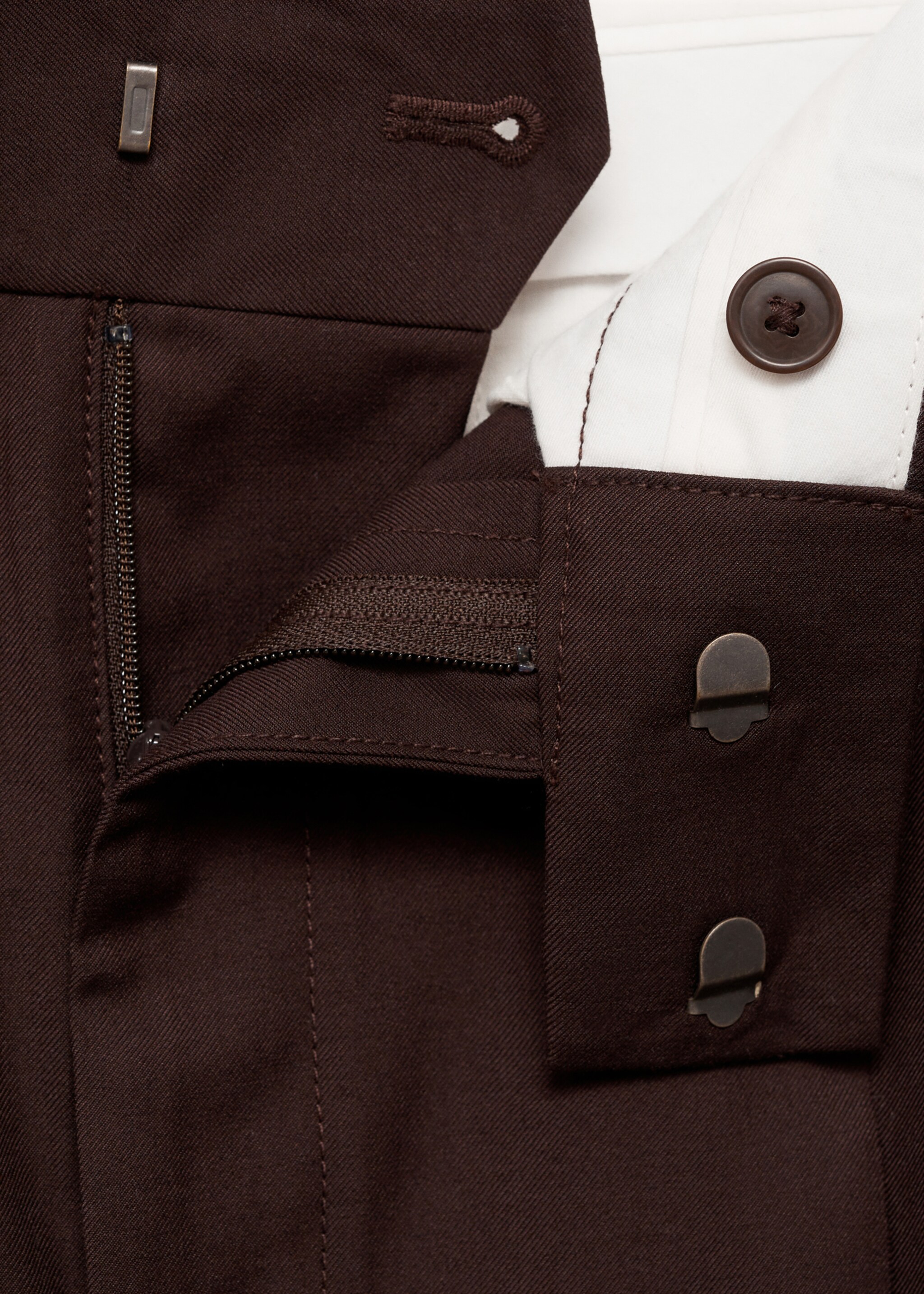 Regular Fit-Bundfaltenhose - Detail des Artikels 8, Schokolade. Ref: 77079227-00.