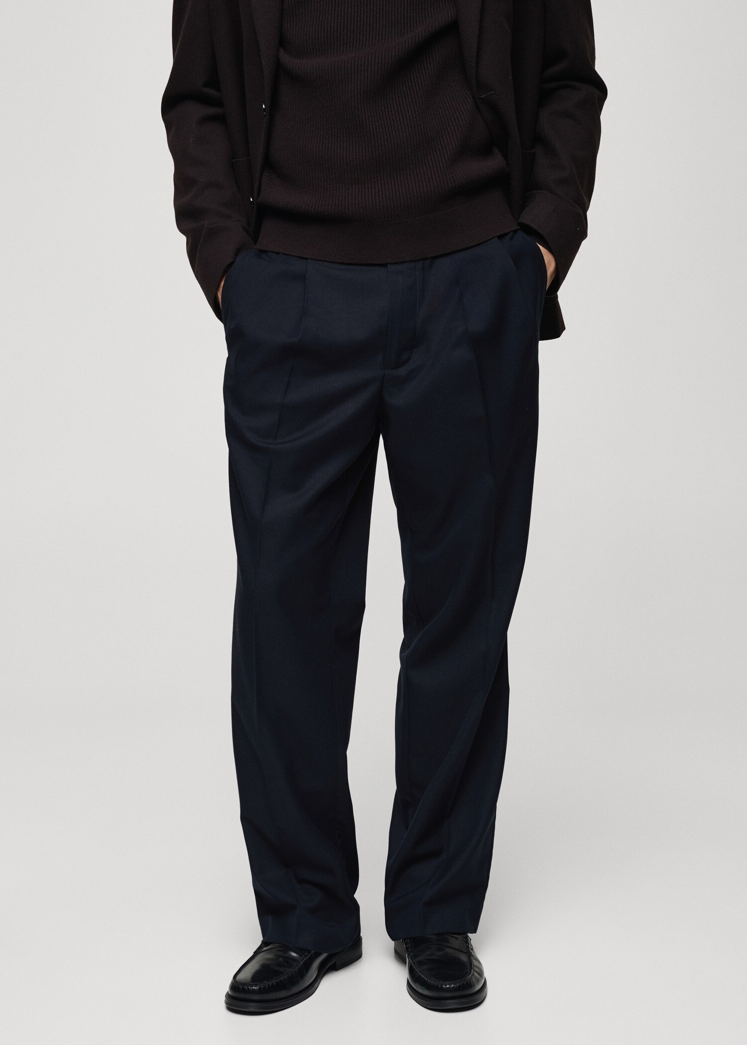Regular Fit-Bundfaltenhose - Mittlere Ansicht