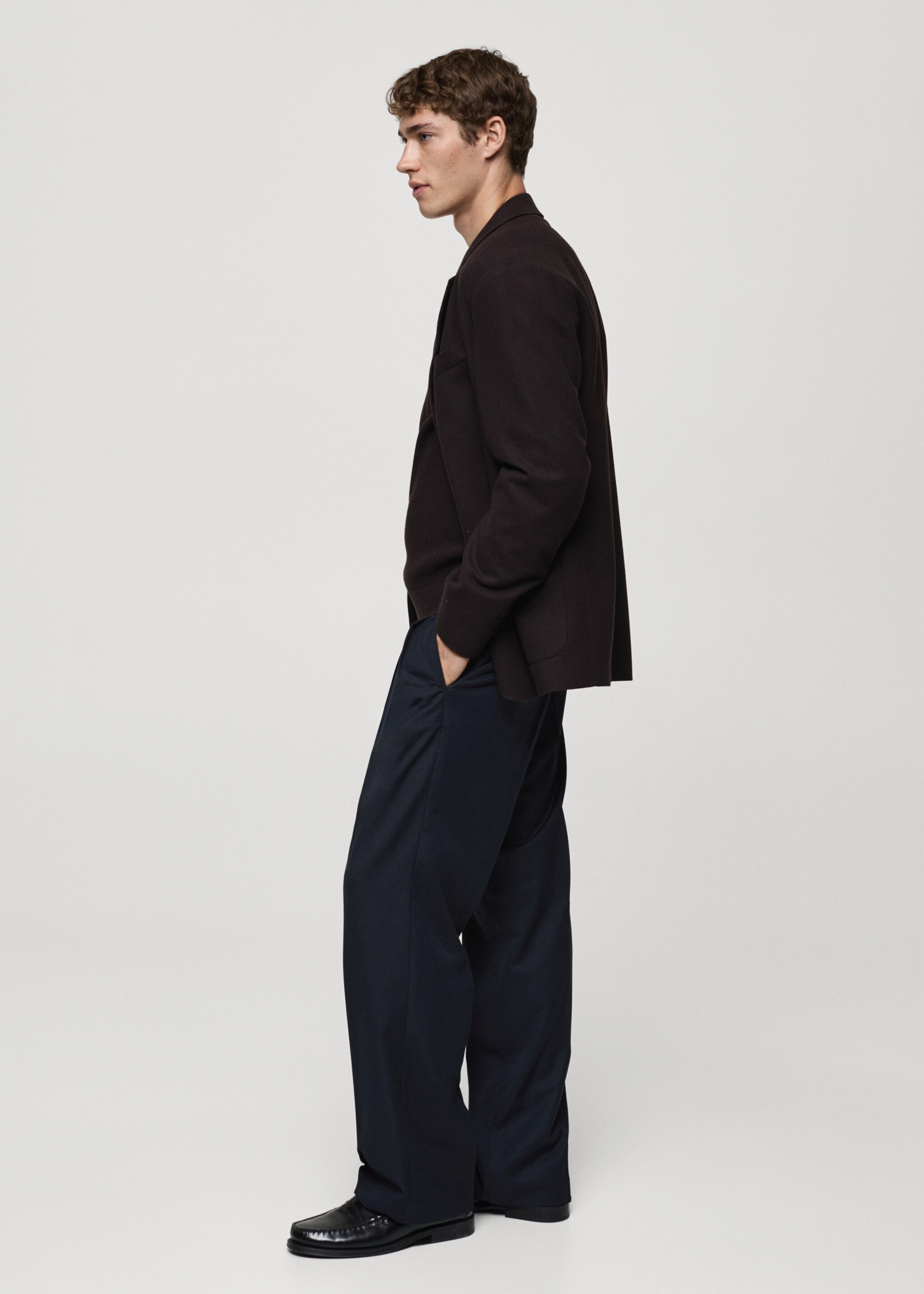 Regular Fit-Bundfaltenhose - Detail des Artikels 2, Dunkles Marineblau. Ref: 77079227-00.