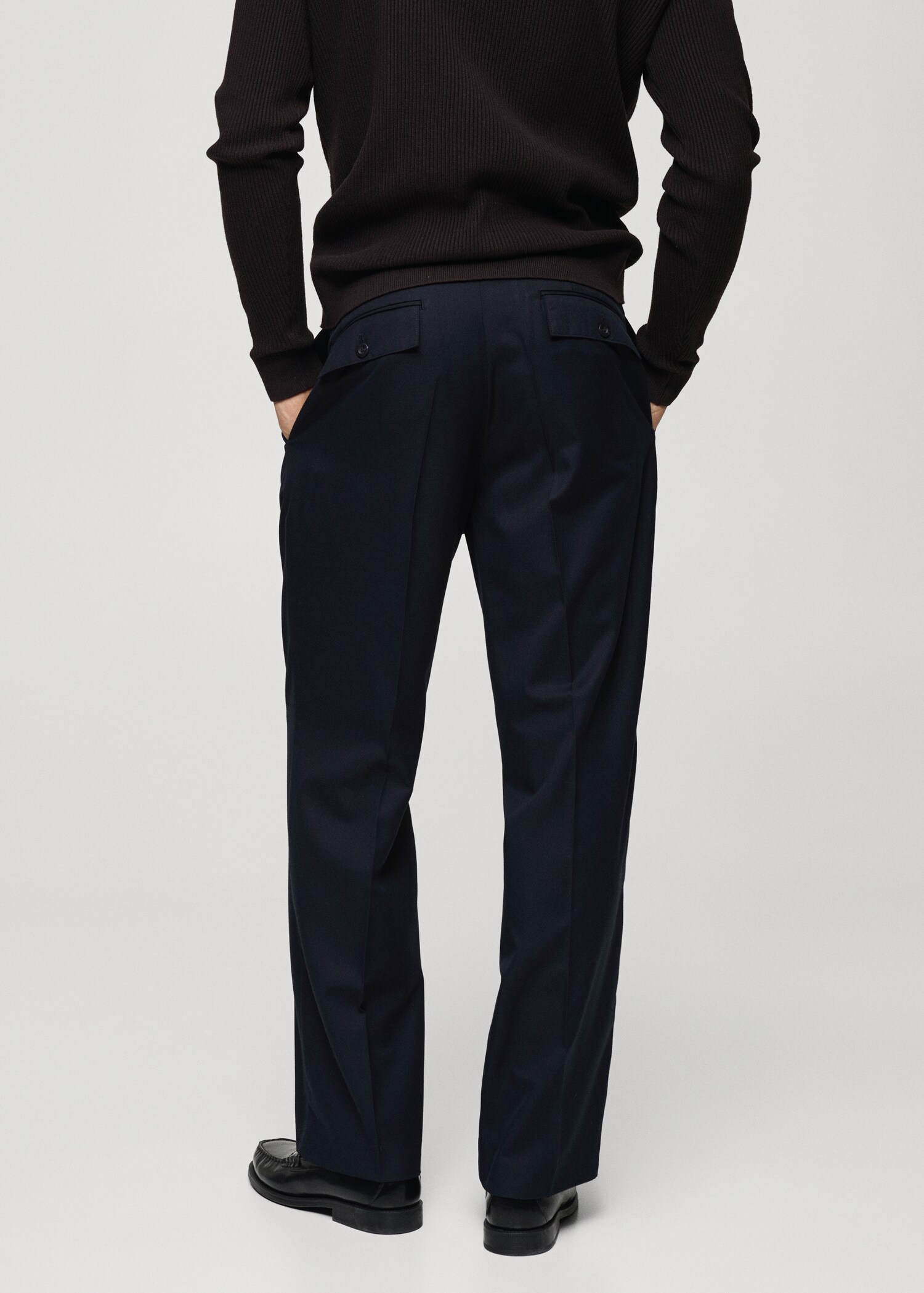 Regular Fit-Bundfaltenhose - Rückseite des Artikels
