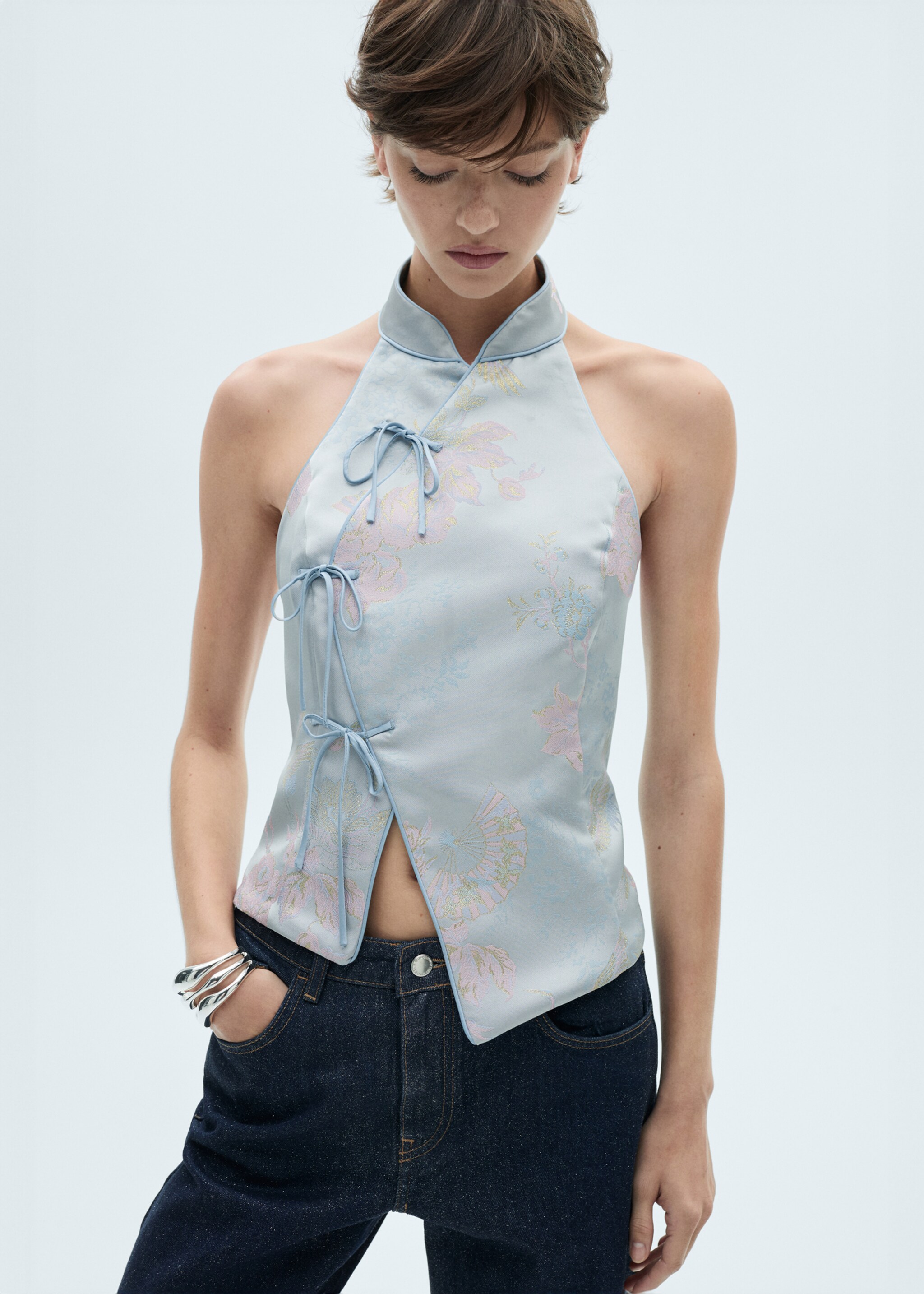 Satin top with bows - Medium plane, Sky Blue. Ref: 77079407-00.