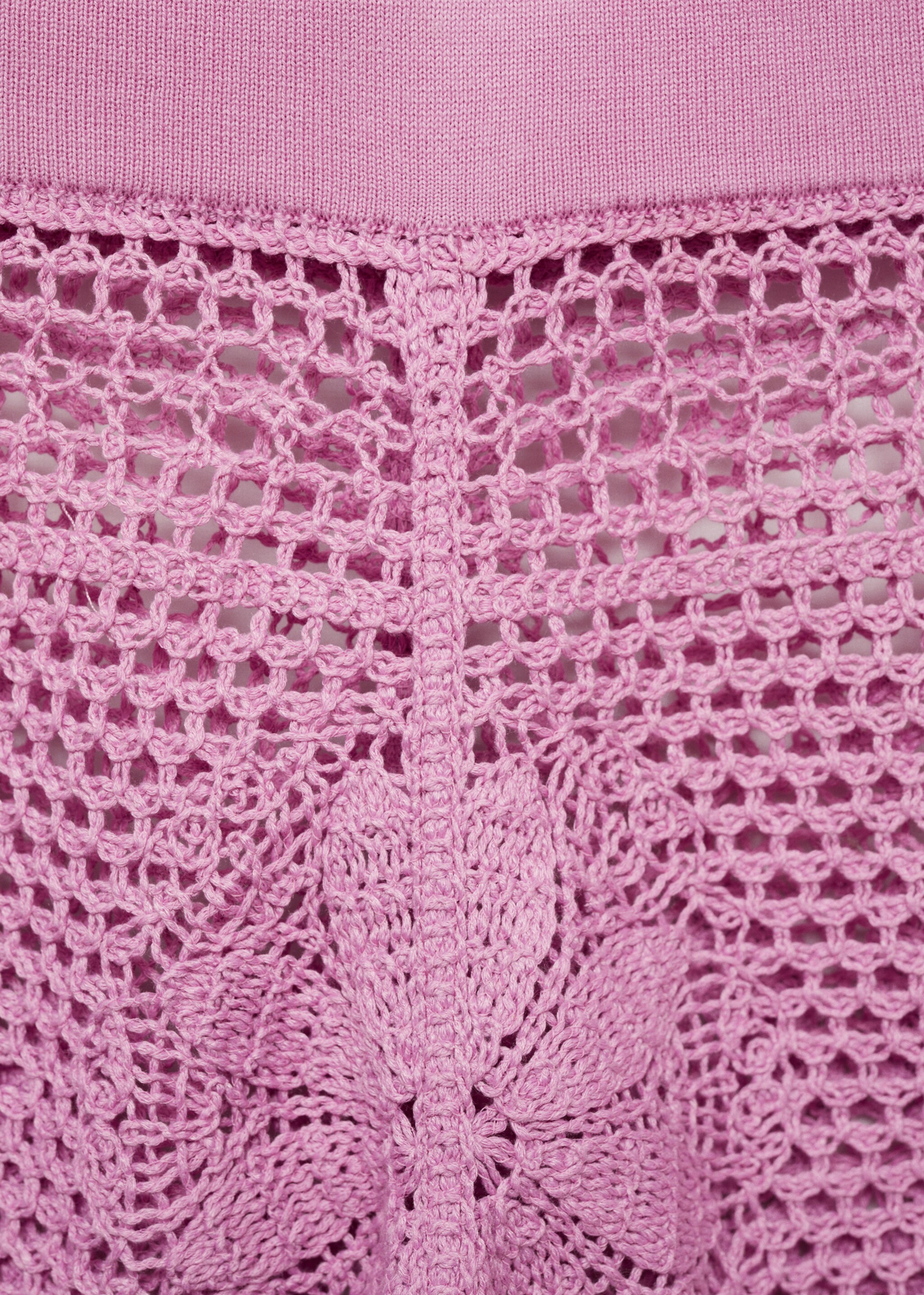 Crochet shorts with flowers - Details of the article 8