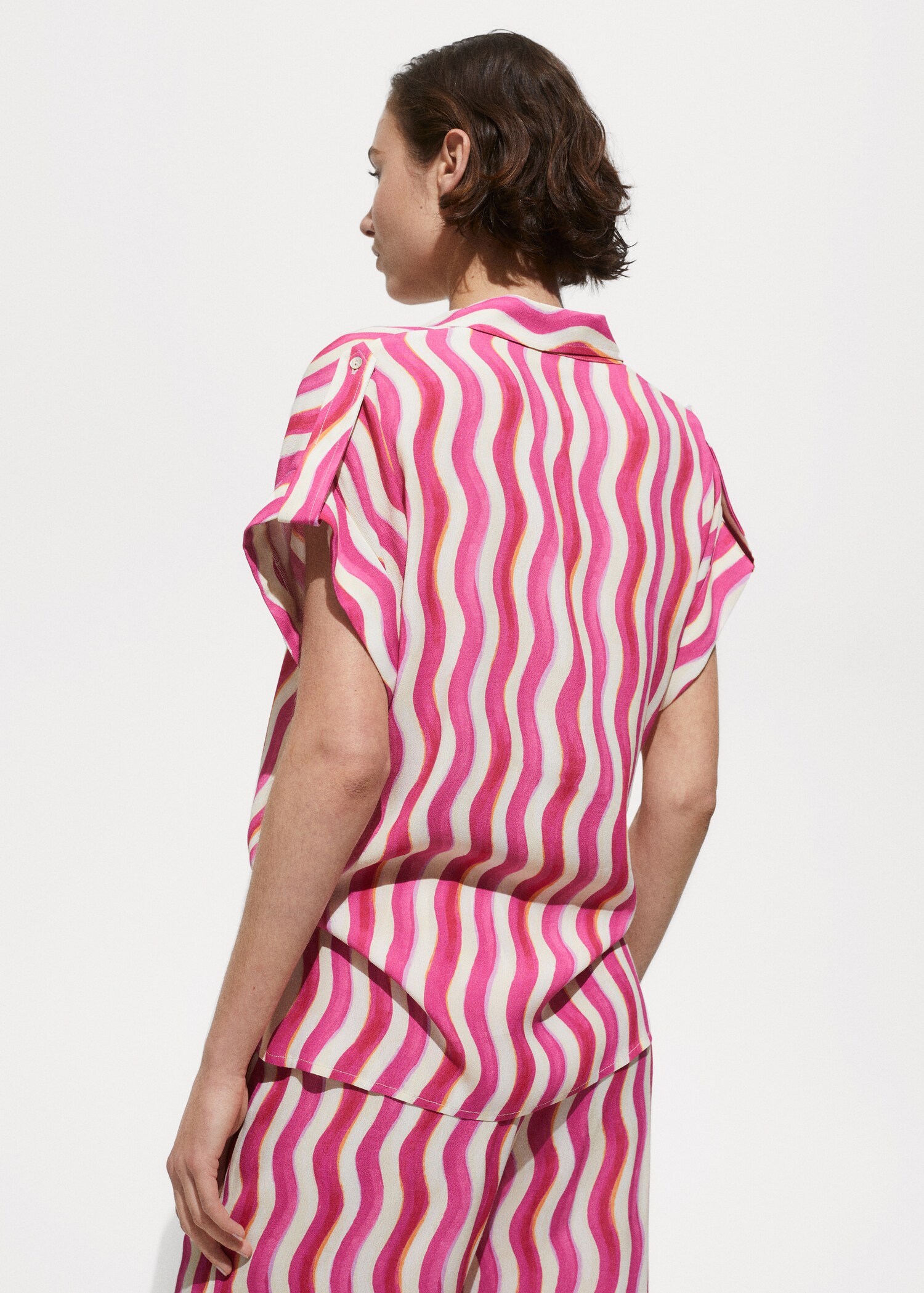 Camisa manga corta estampada - Reverso del artículo
