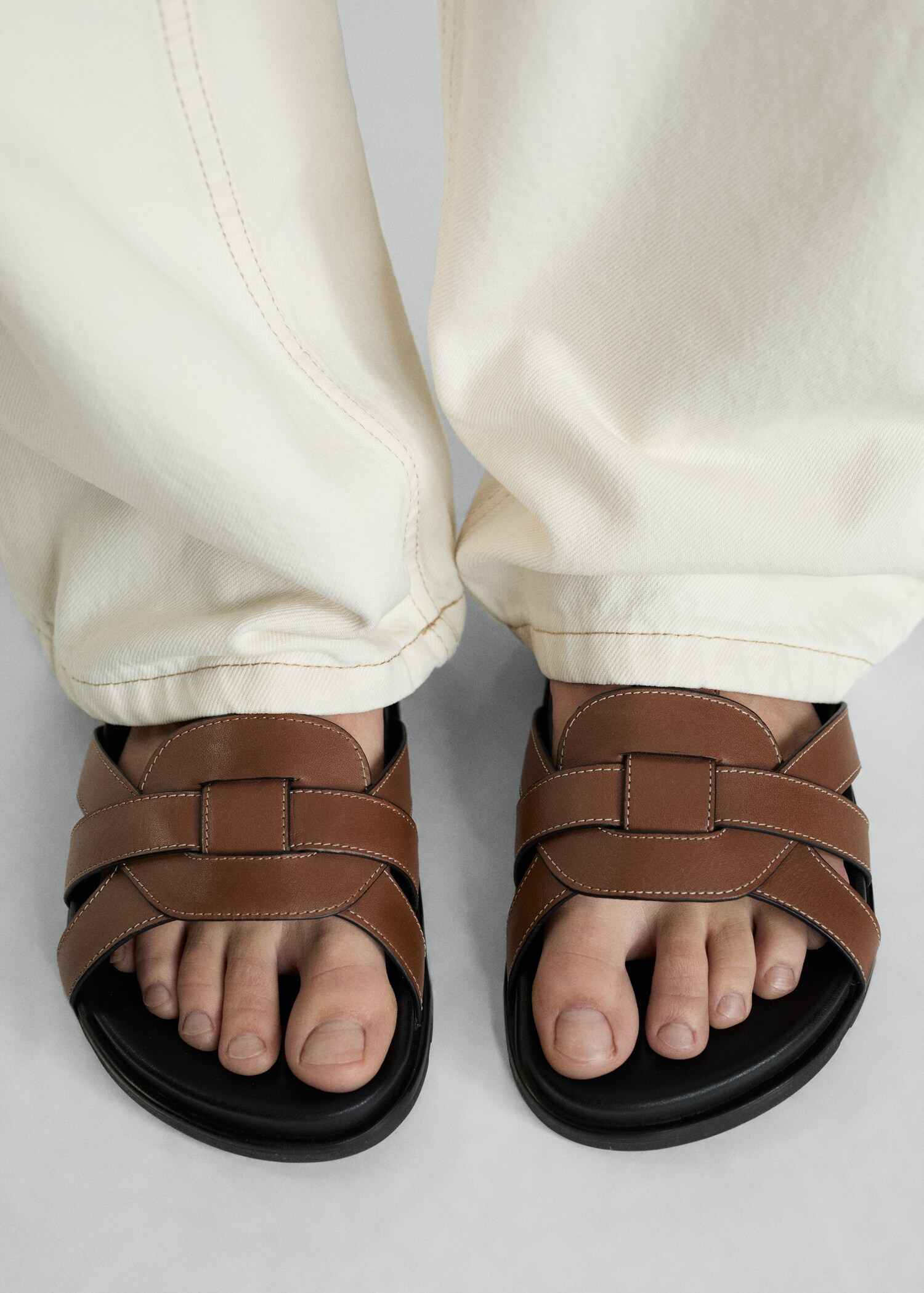 Leather straps sandals - Details of the article 9