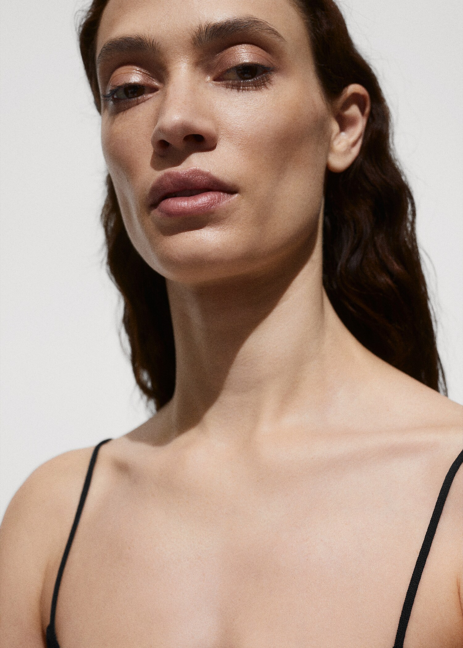 Short knitted dress - Details of the article 1
