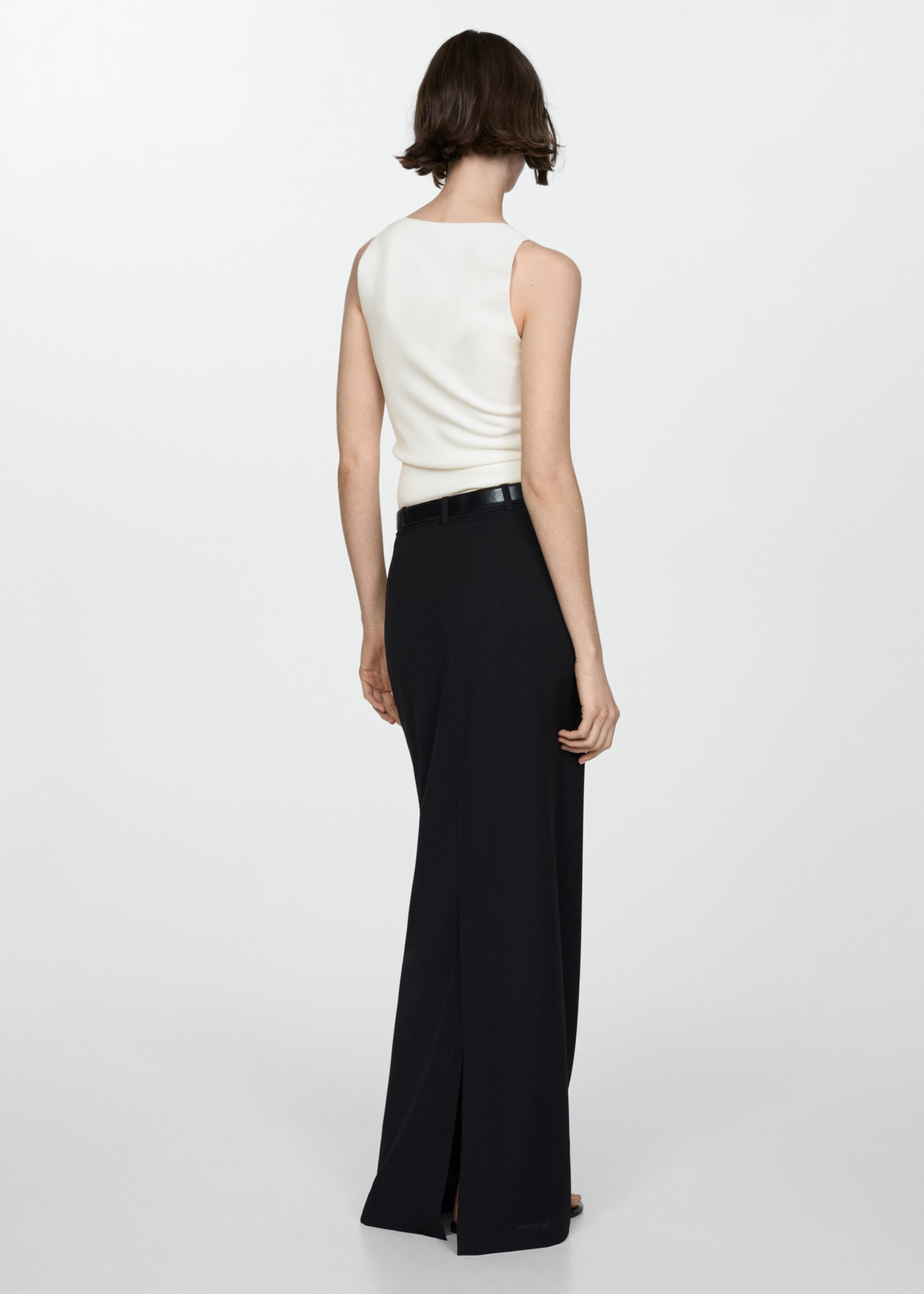 Top with wide straps - Reverse of the article, Ecru. Ref: 77080370-00.
