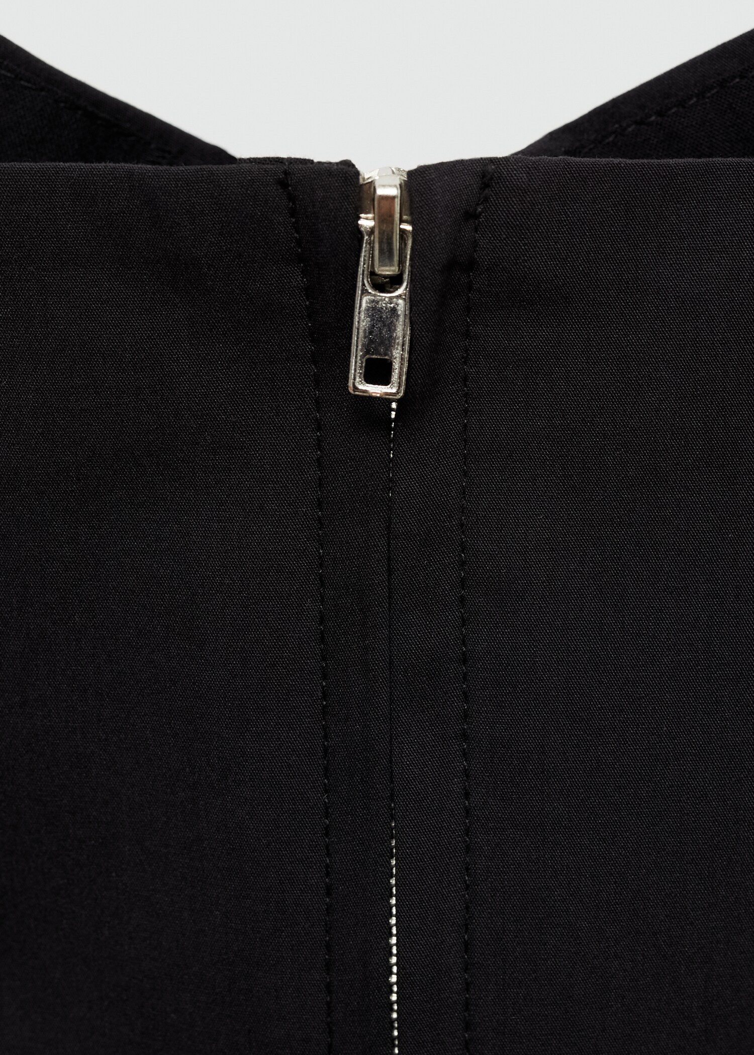Strapless cropped top - Details of the article 8