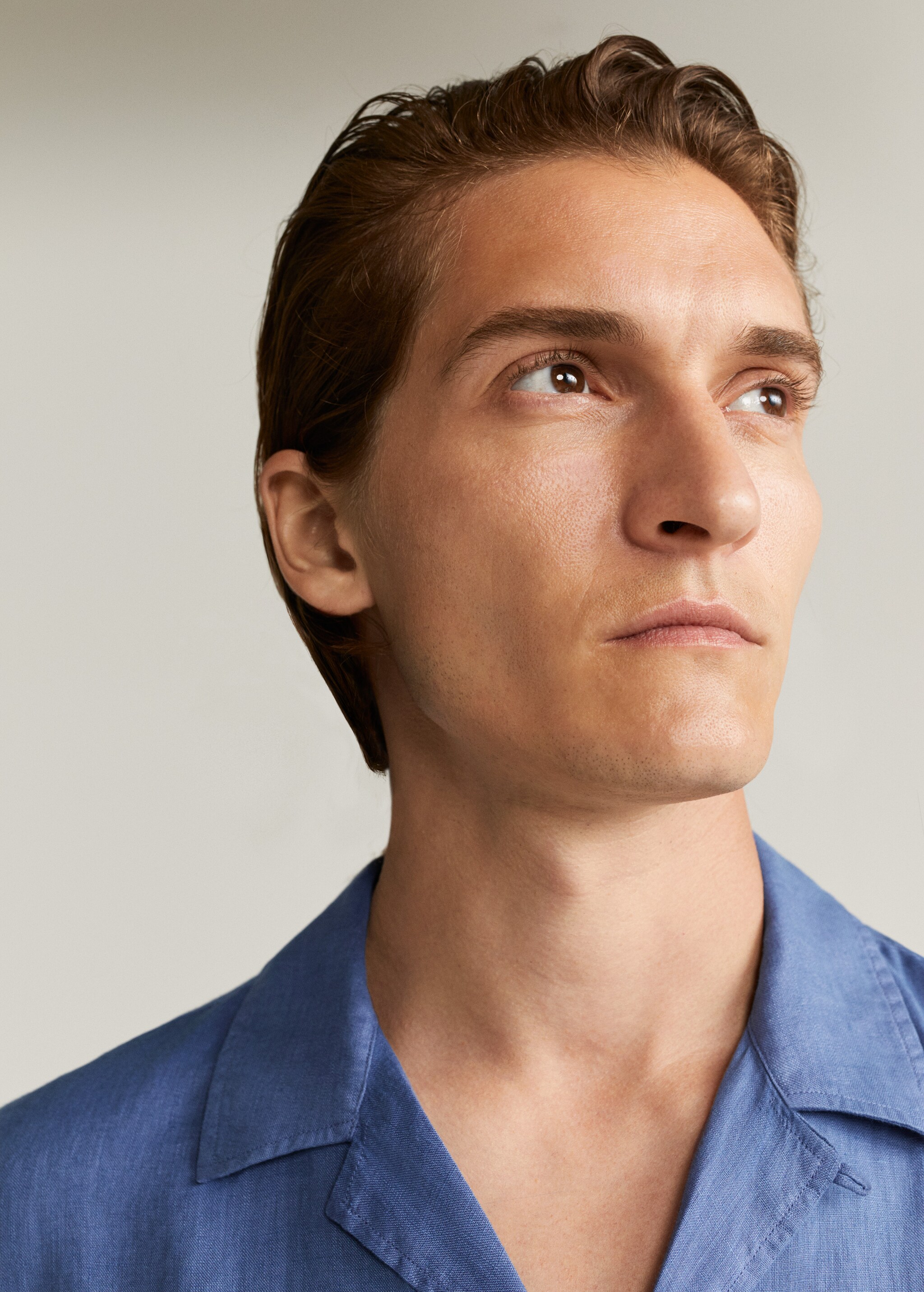 Camisa classic fit lino - Detalle del artículo 1
