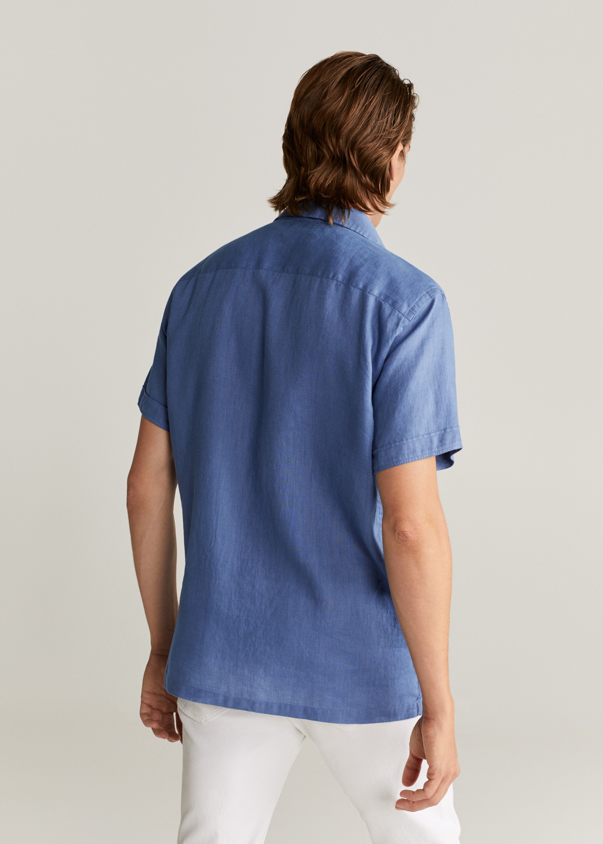 Camisa classic fit lino - Reverso del artículo