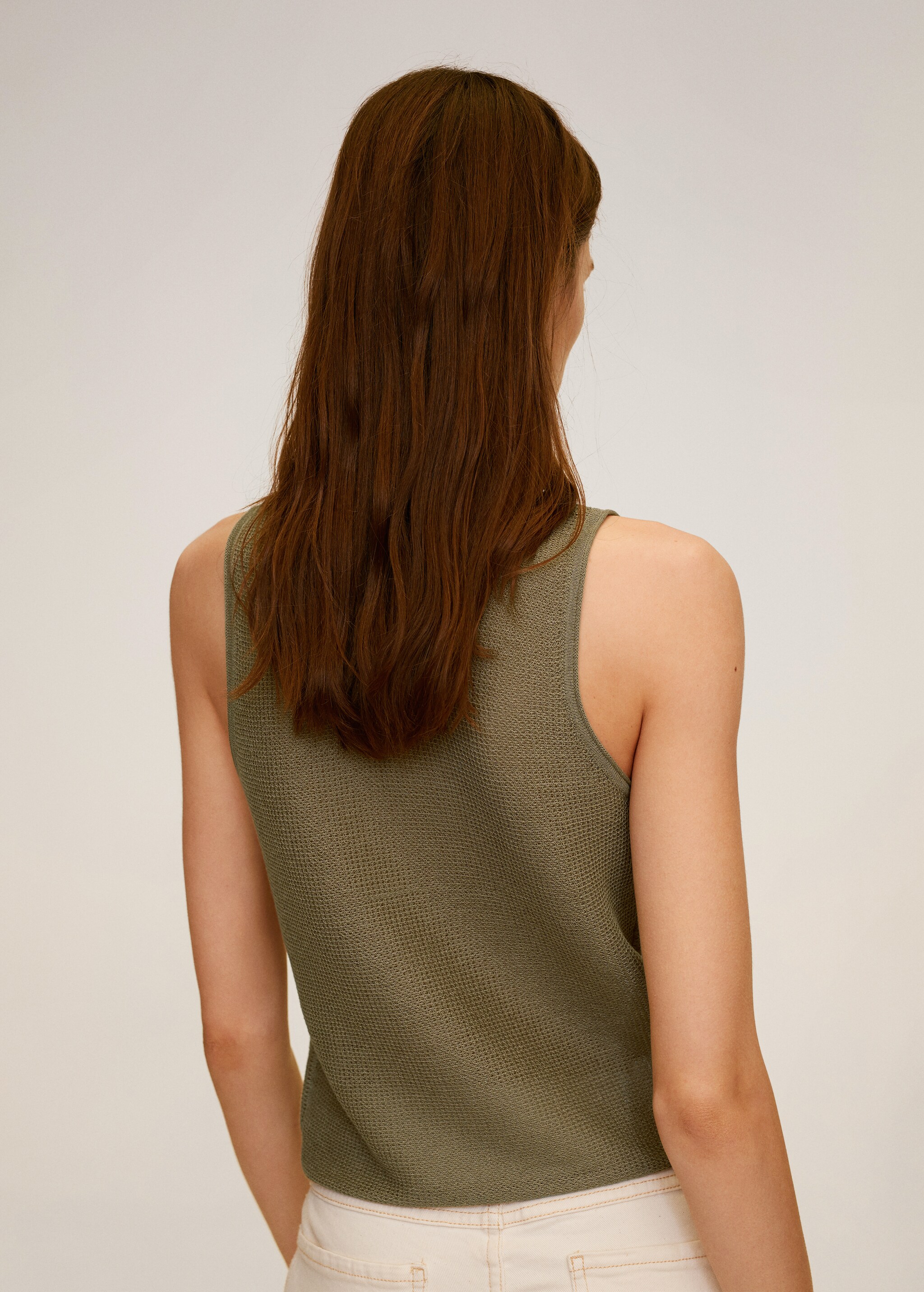 Top cuello pico - Reverso del artículo
