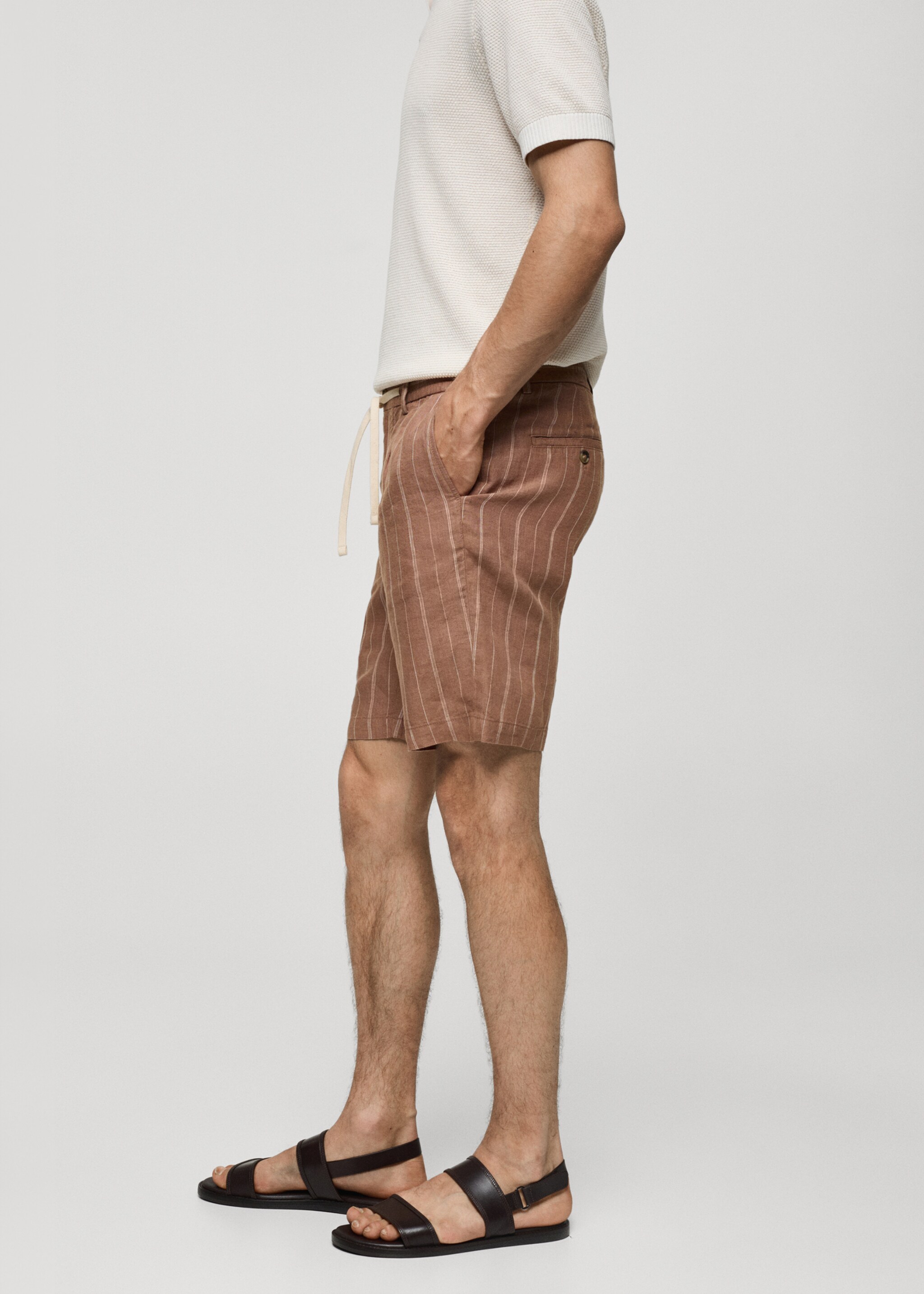 100% linen striped bermuda shorts with drawstring - Details of the article 2