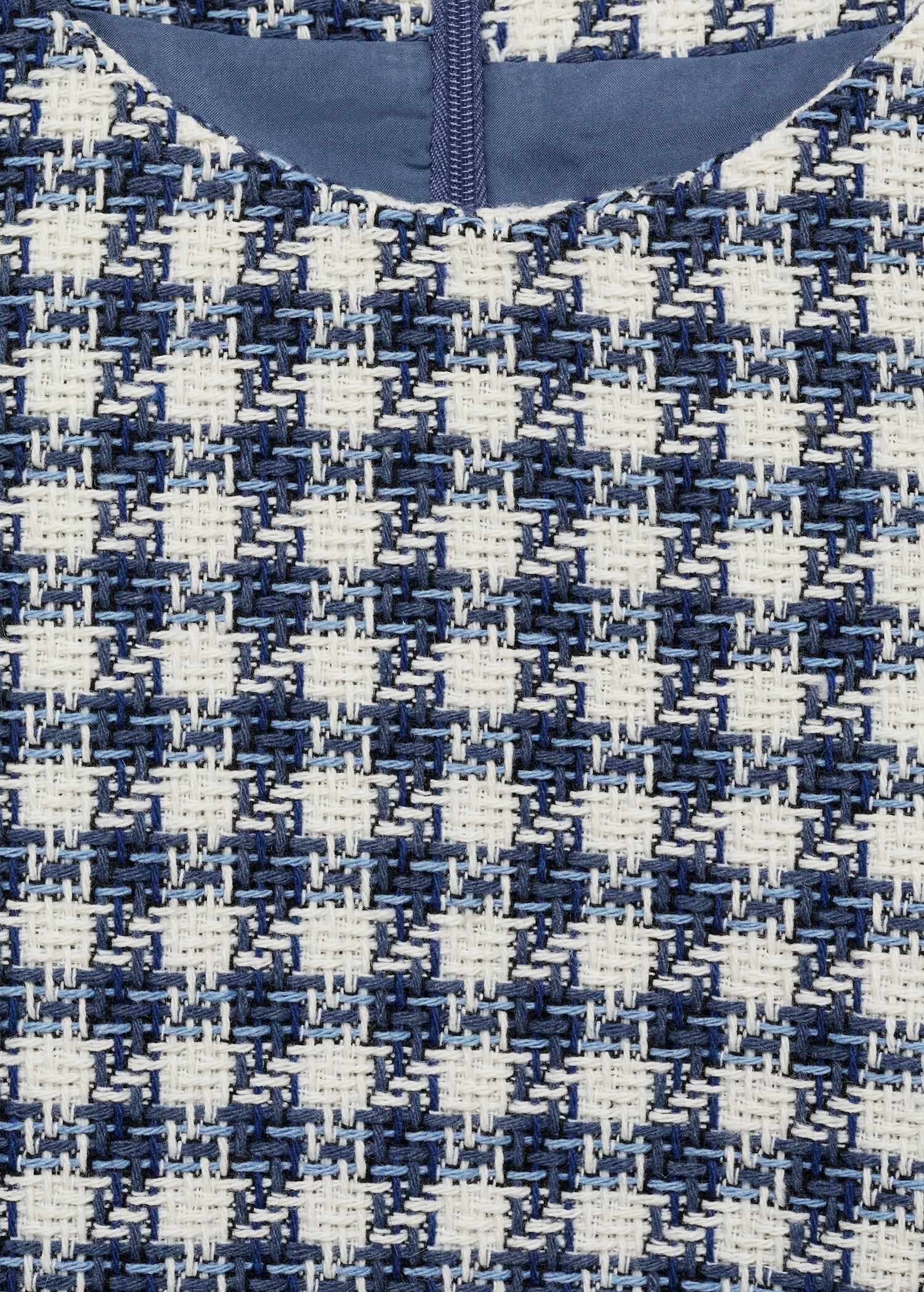 Kleid mit Hahnentrittmuster und Gürtel - Detail des Artikels 8