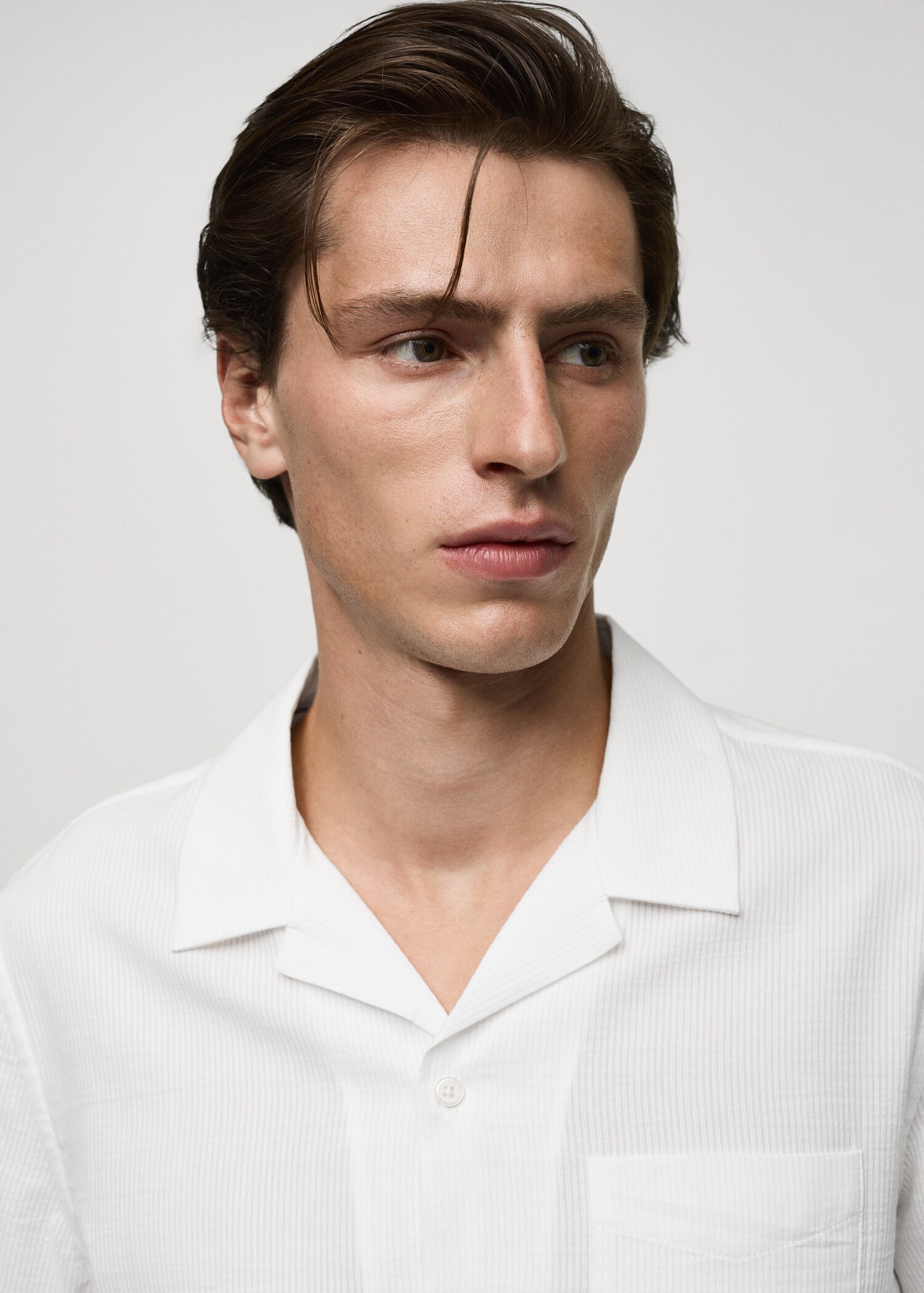Regular-fit 100% seersucker cotton shirt - Details of the article 1