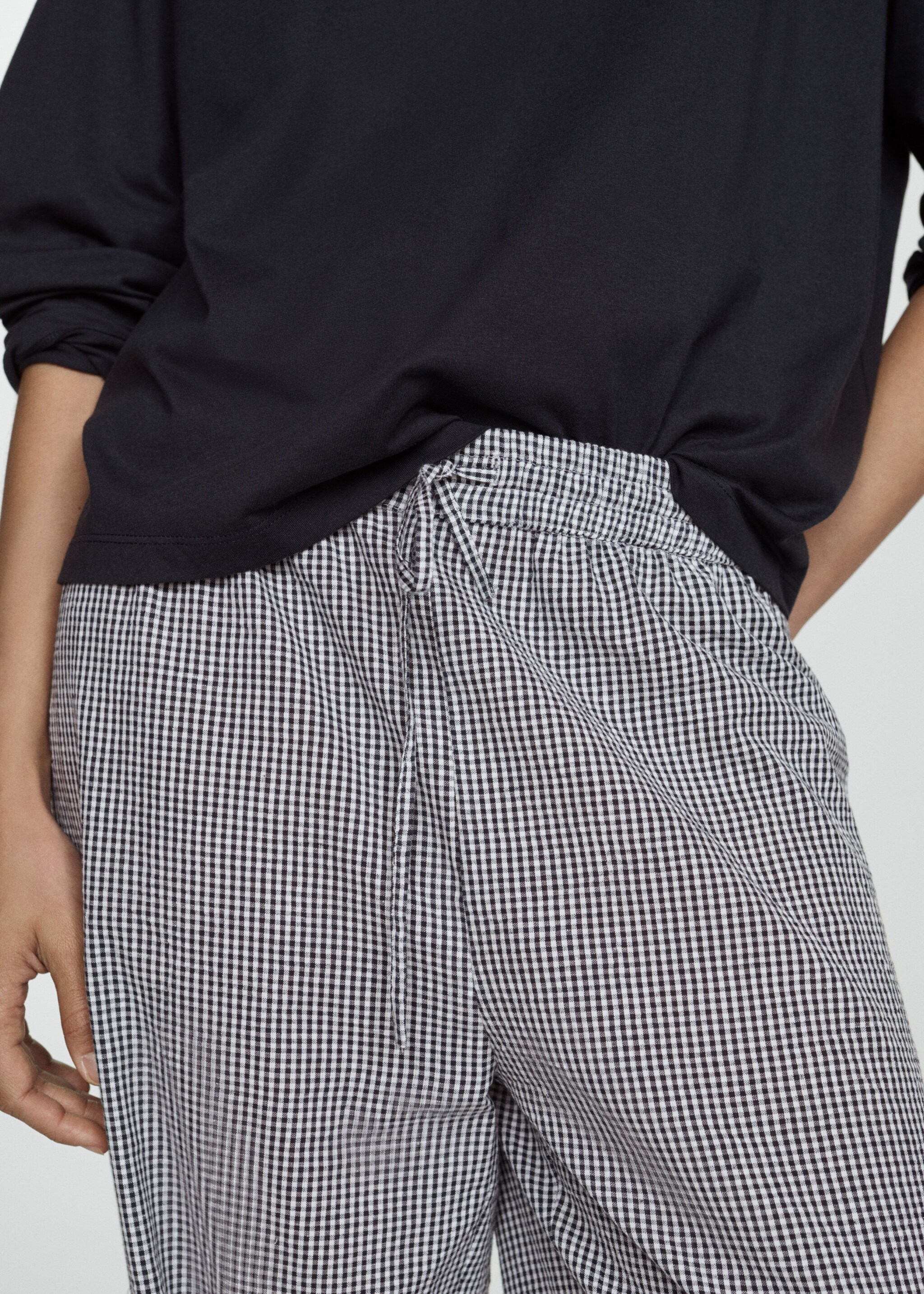 Two-piece cotton pyjamas - Details of the article 6, Dark Navy. Ref: 77080574-00.