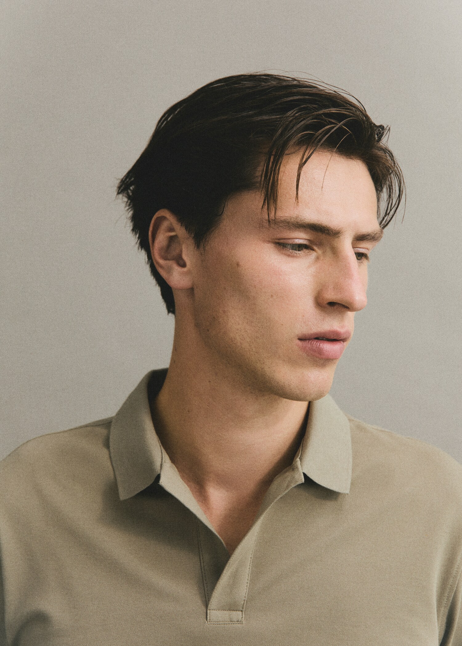 Slim Fit-Poloshirt aus Baumwoll-Piqué - Detail des Artikels 3