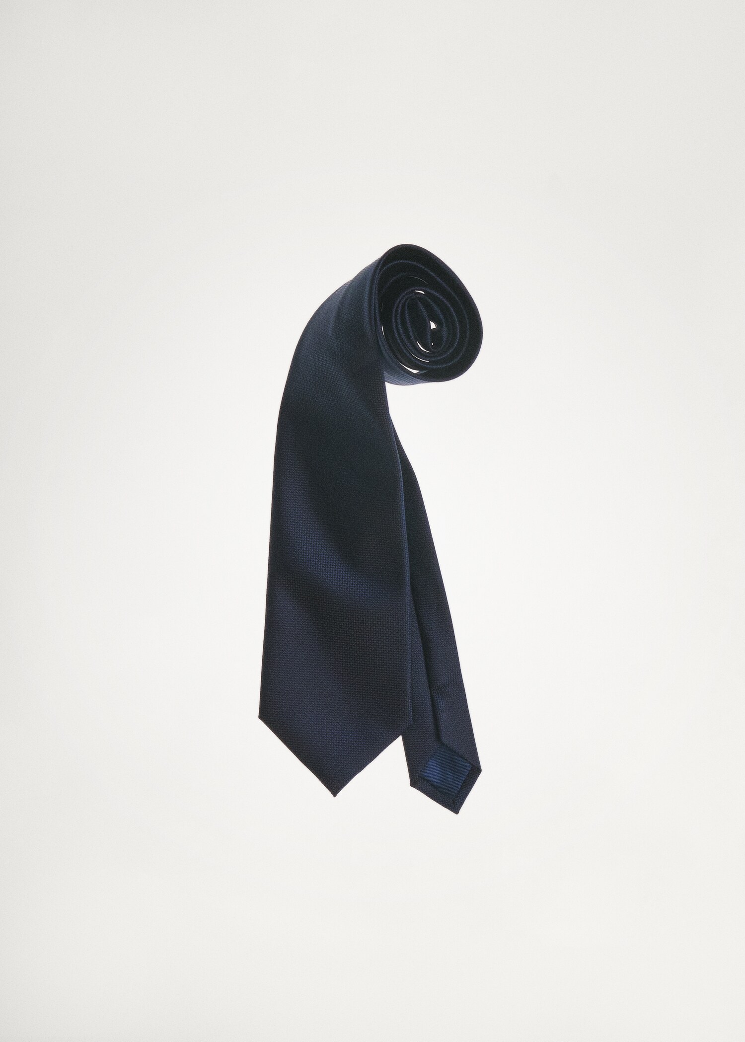 Crease-resistant structured tie - Details of the article 9