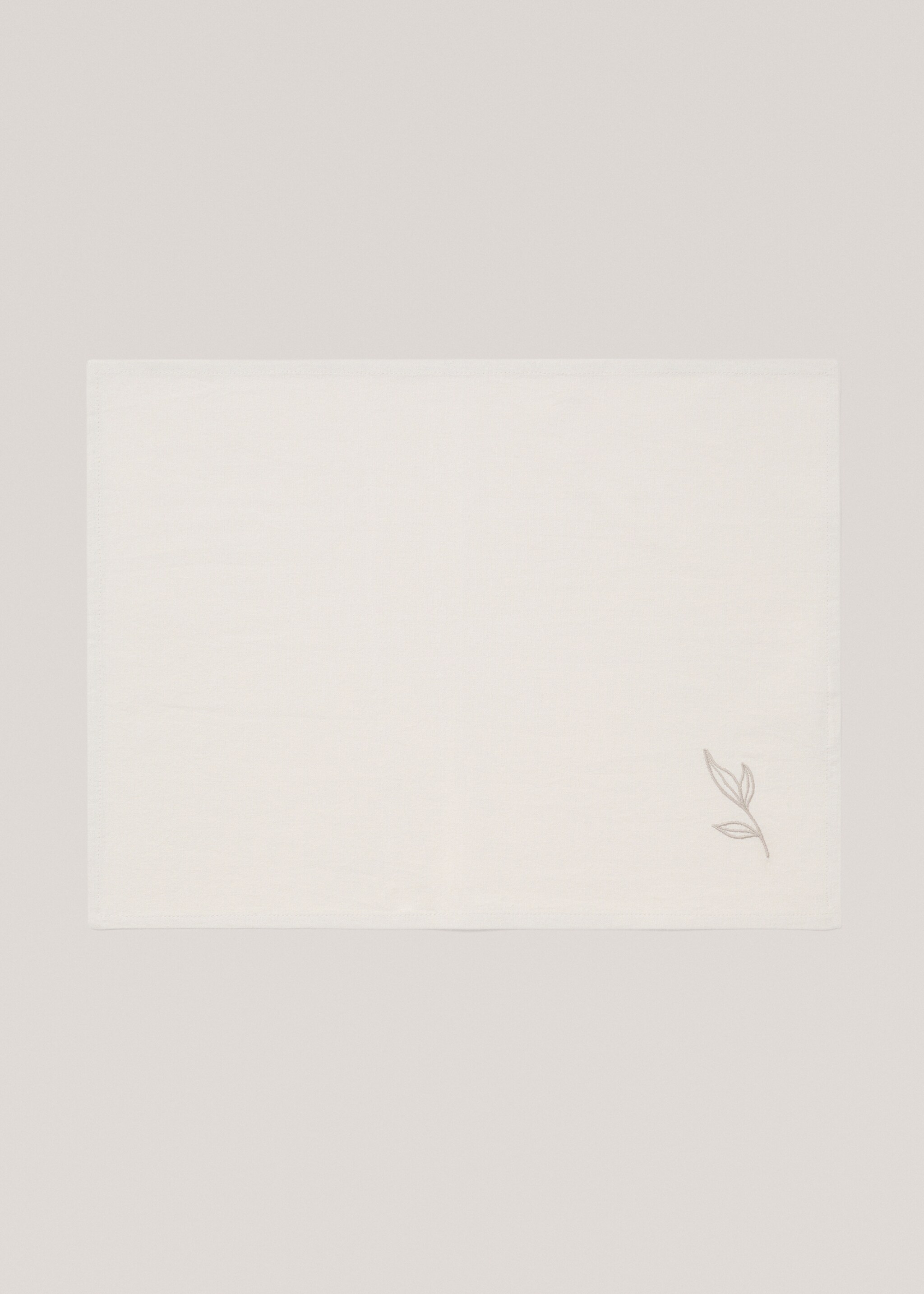 Individual embroidered cotton leaf - Article without model, Sand. Ref: 77080605-00.