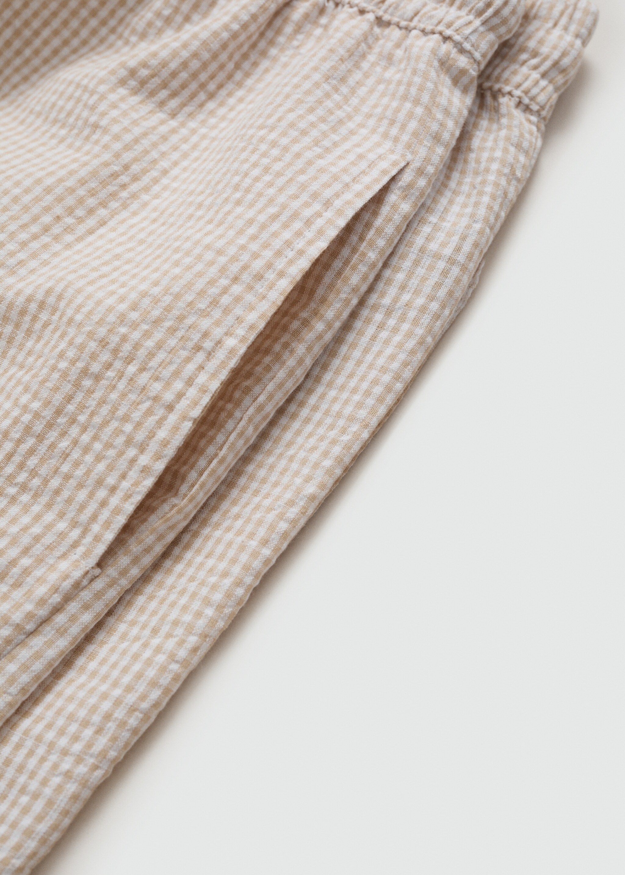 Gingham-check two-piece pyjamas - Details of the article 0, Beige. Ref: 77080620-00.