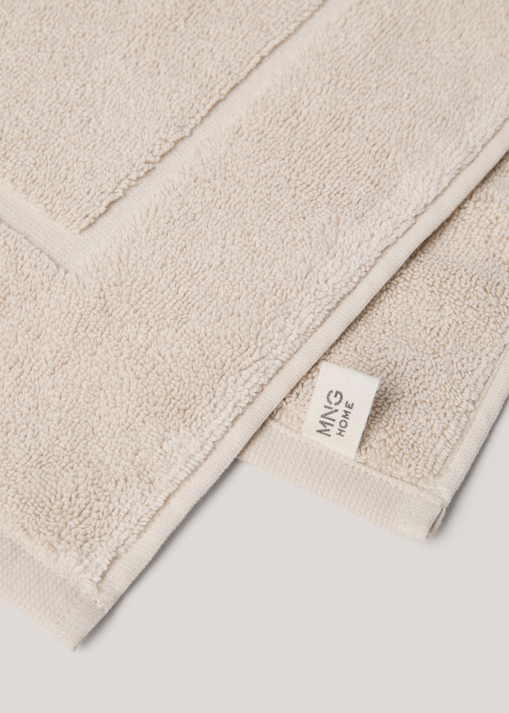 100% cotton bath mat - Details of the article 2, Beige. Ref: 77080632-00.