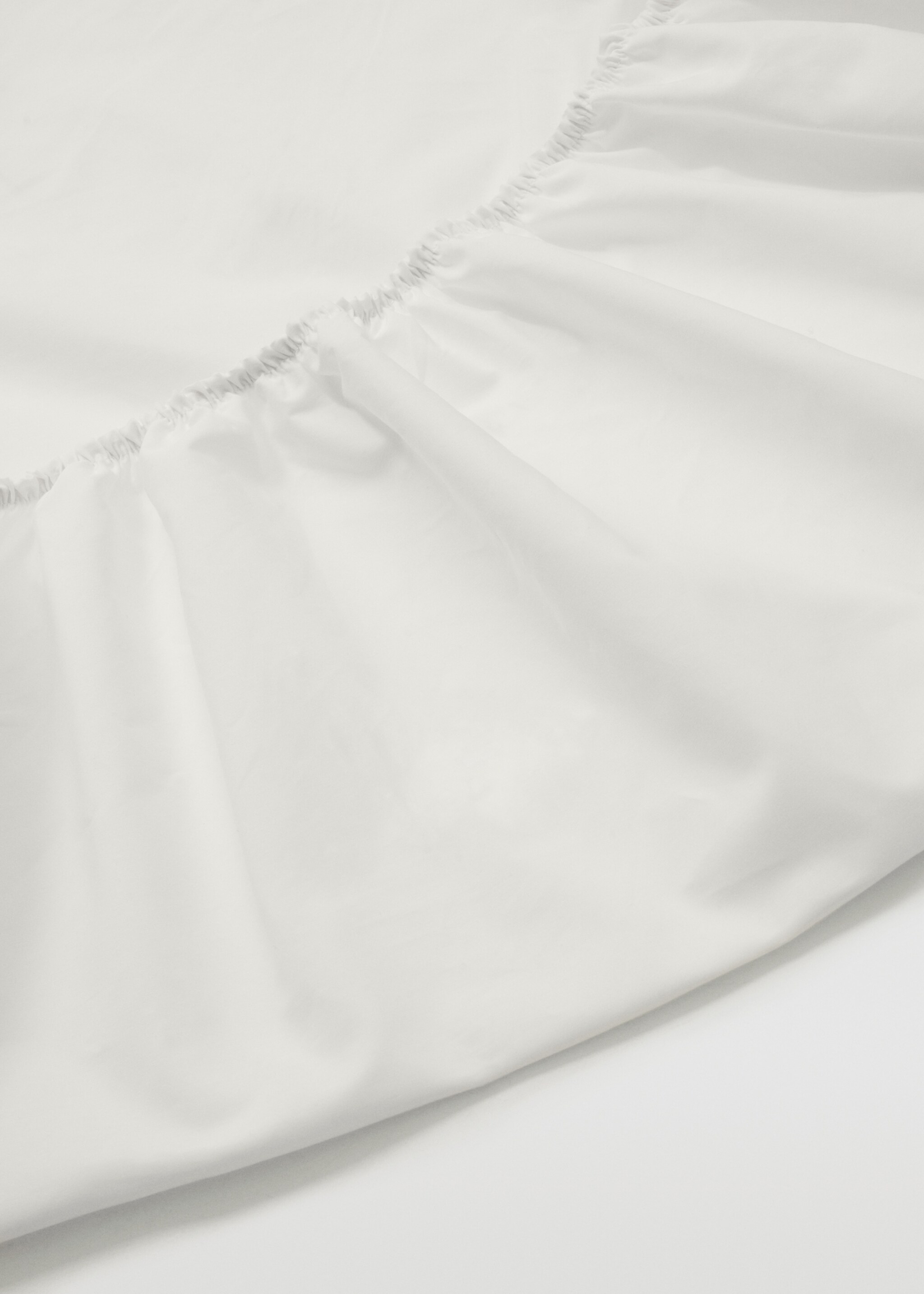 Spannbettlaken aus Baumwoll-Perkal (300 Fäden) für 180 cm Bett - Mittlere Ansicht, Weiß. Ref: 77081010-00.