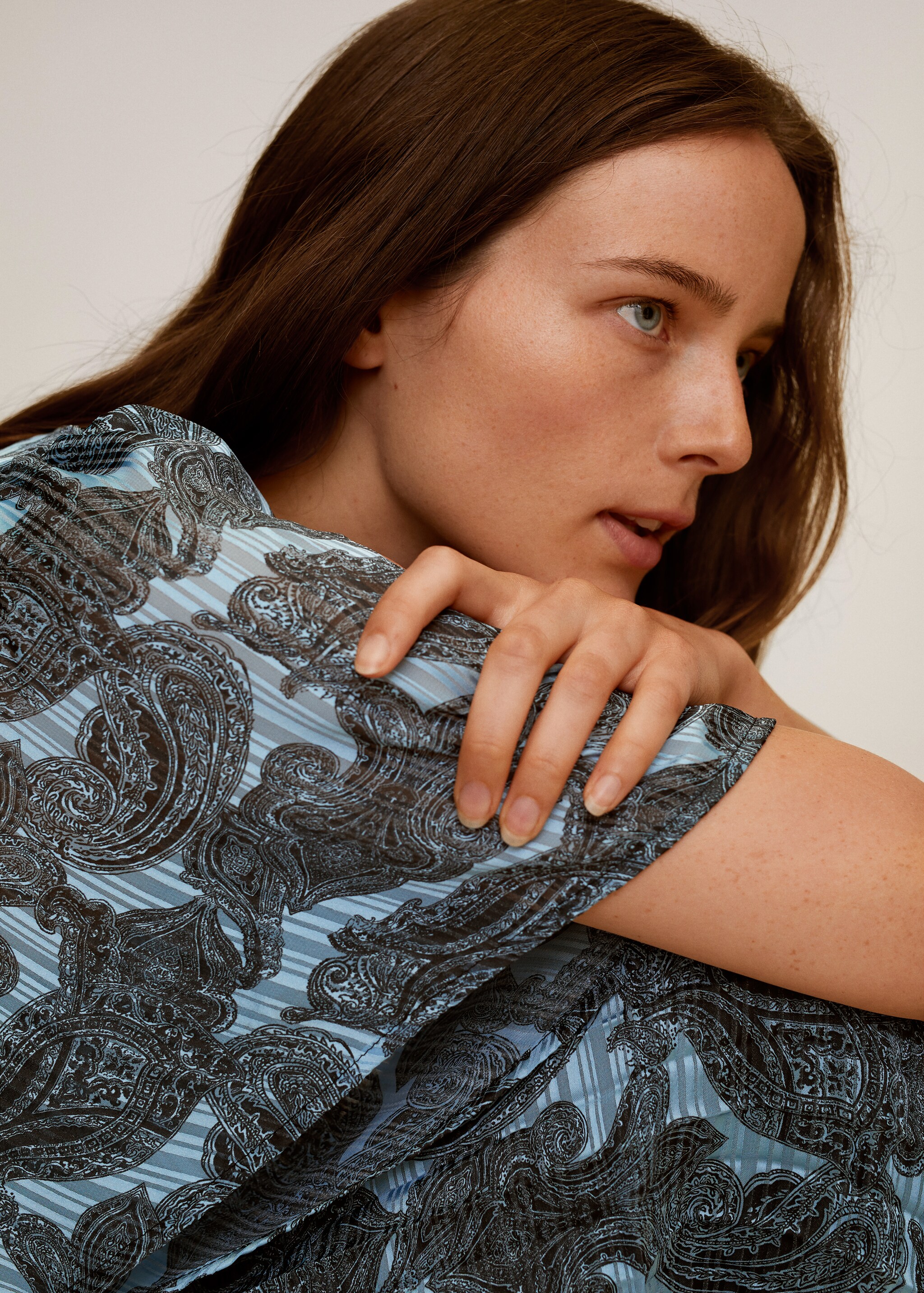 Pleated skirt dress - Details of the article 1